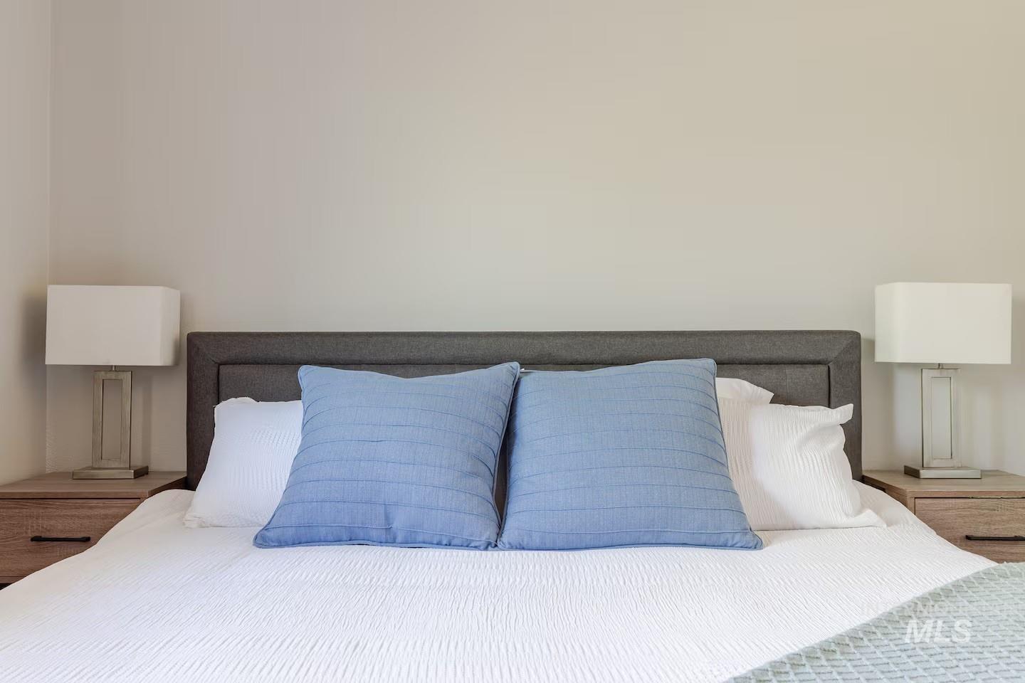 1621 / 1623 W Olympia Dr, Boise, Idaho 83705, 2 Bedrooms, 1 Bathroom, Residential Income For Sale, Price $599,900,MLS 98978886