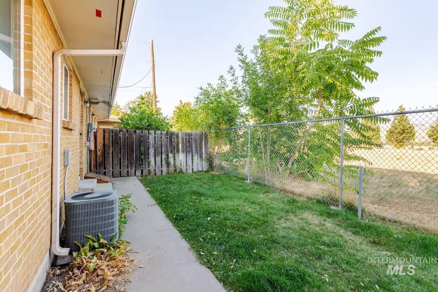 1621 / 1623 W Olympia Dr, Boise, Idaho 83705, 2 Bedrooms, 1 Bathroom, Residential Income For Sale, Price $599,900,MLS 98978886