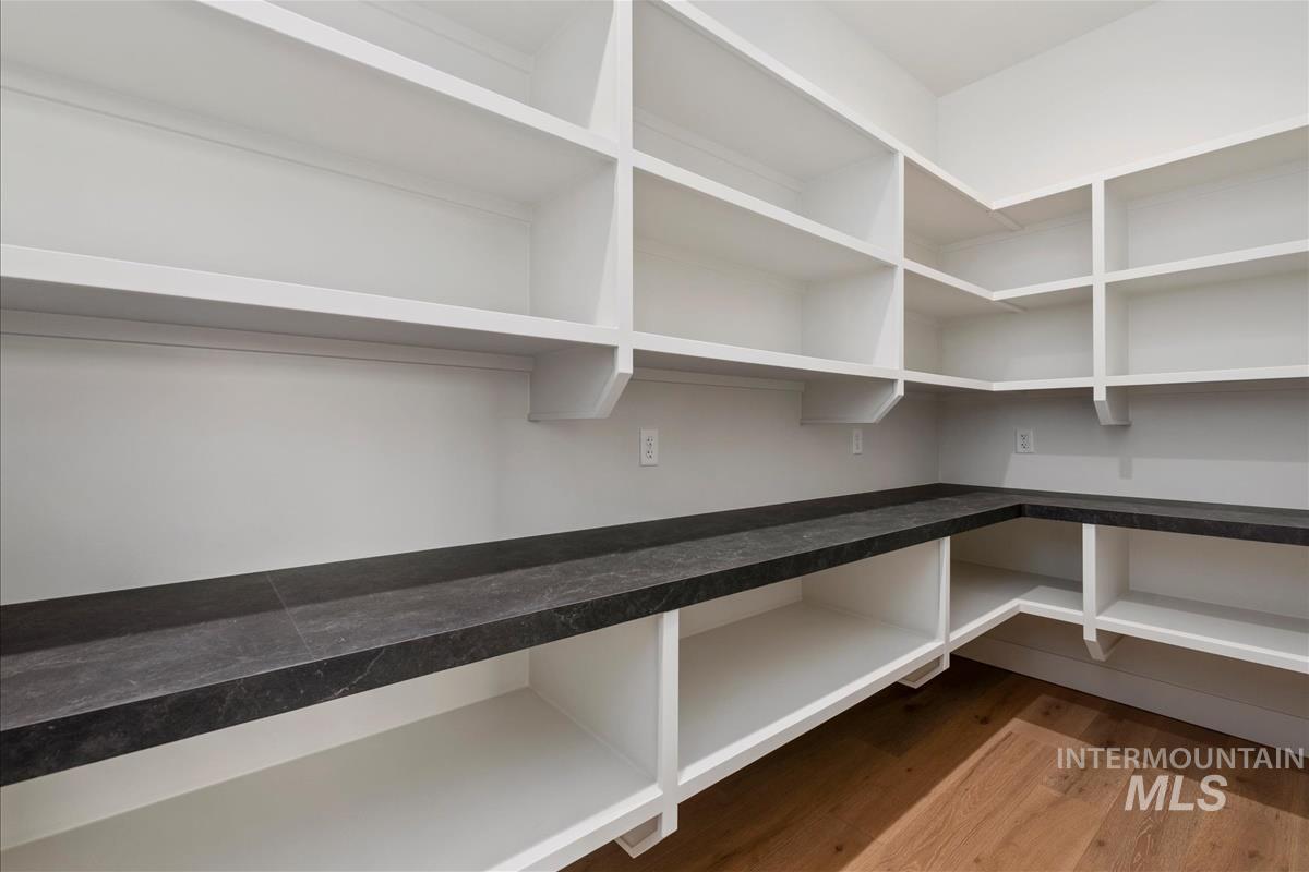 3353 N Fire Flower Ave, Star, Idaho 83669, 3 Bedrooms, 3.5 Bathrooms, Residential For Sale, Price $1,129,900,MLS 98978887