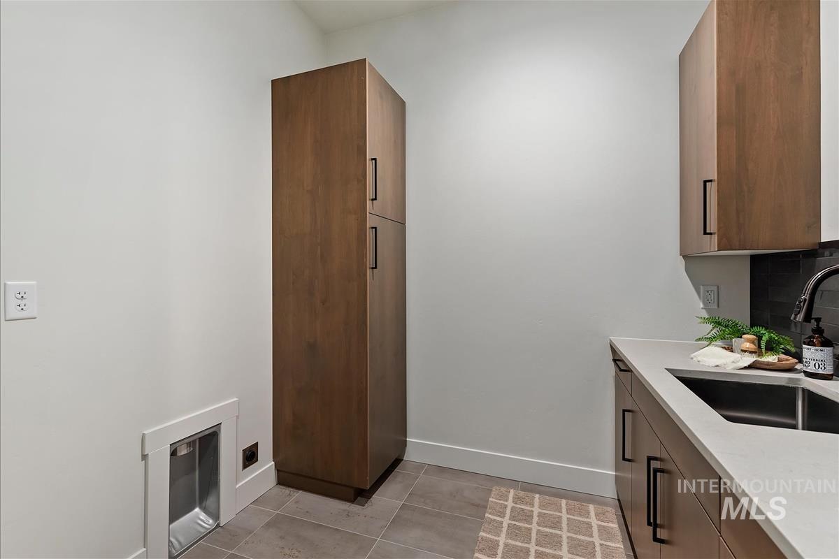 3353 N Fire Flower Ave, Star, Idaho 83669, 3 Bedrooms, 3.5 Bathrooms, Residential For Sale, Price $1,129,900,MLS 98978887