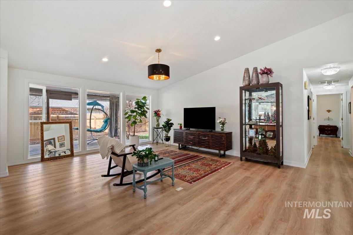 1708 E Monterey Dr, Boise, Idaho 83706, 3 Bedrooms, 2 Bathrooms, Residential For Sale, Price $730,000,MLS 98978889