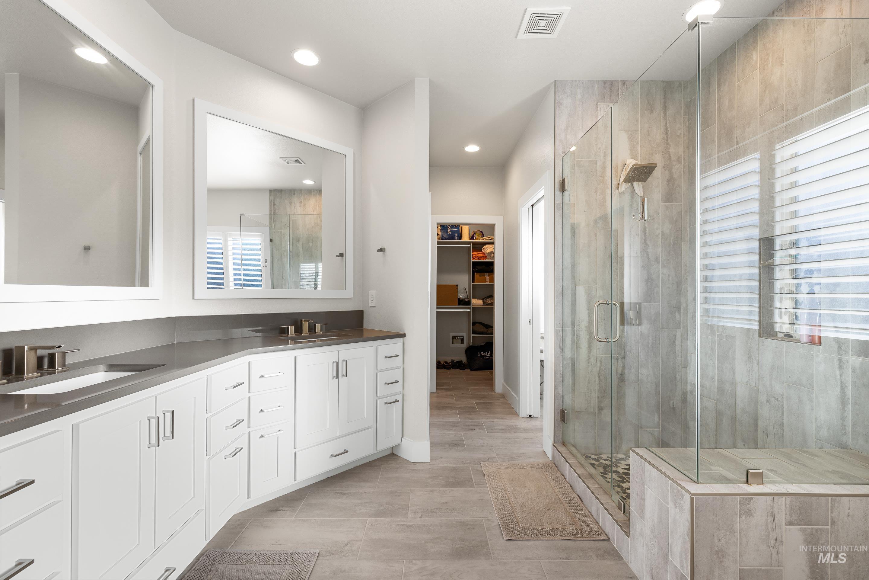 843 E Bonita Canyon, Meridian, Idaho 83646, 4 Bedrooms, 2 Bathrooms, Residential For Sale, Price $749,000, 98978891