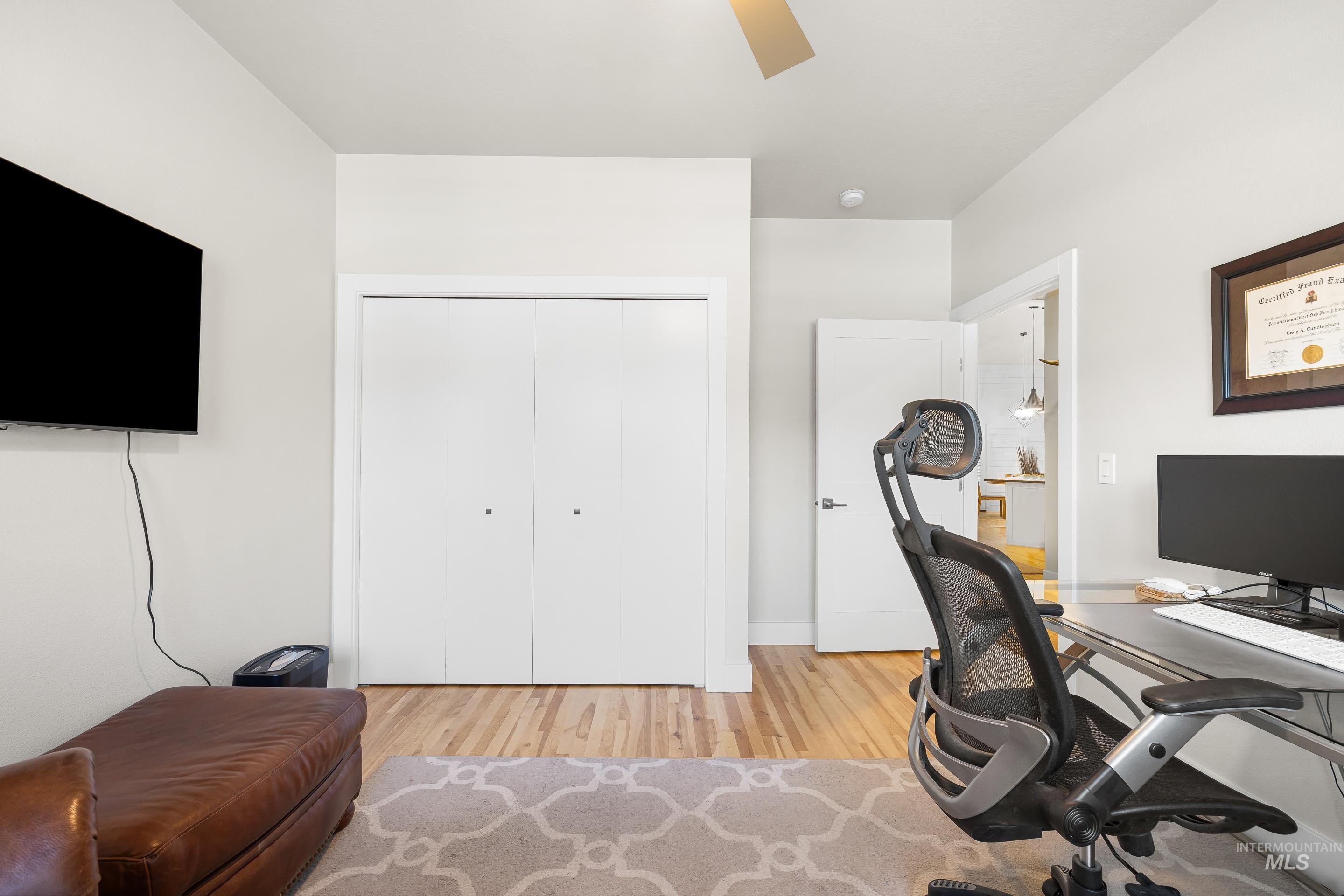 843 E Bonita Canyon, Meridian, Idaho 83646, 4 Bedrooms, 2 Bathrooms, Residential For Sale, Price $749,000, 98978891