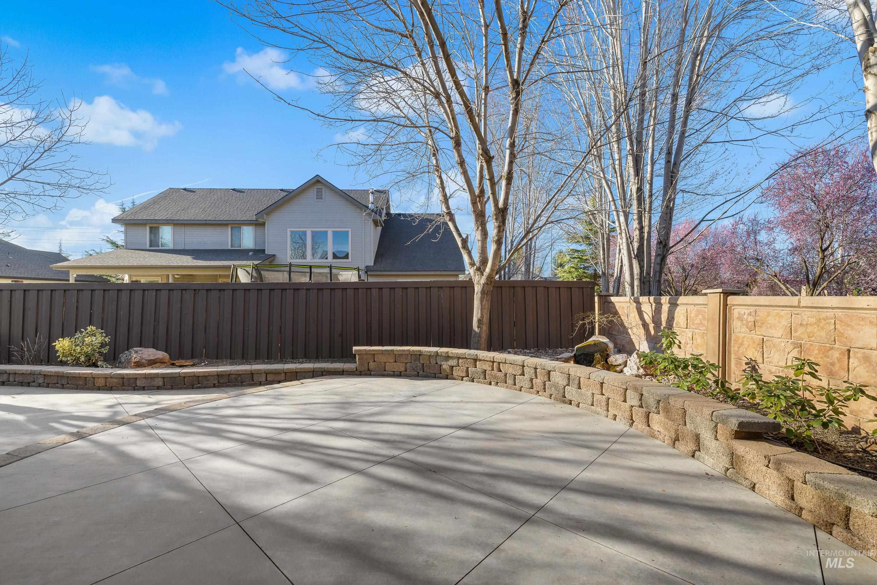 843 E Bonita Canyon, Meridian, Idaho 83646, 4 Bedrooms, 2 Bathrooms, Residential For Sale, Price $749,000, 98978891