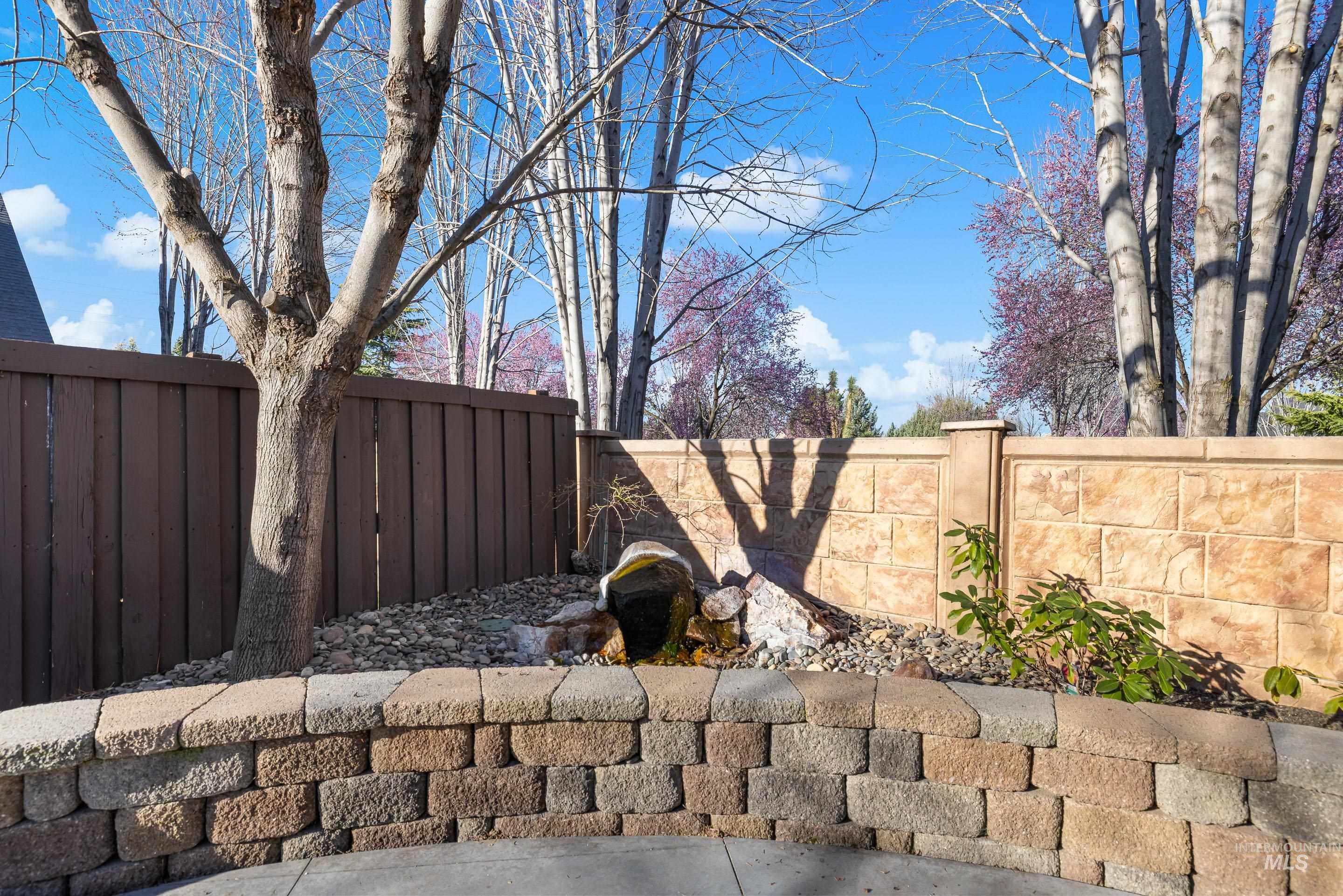 843 E Bonita Canyon, Meridian, Idaho 83646, 4 Bedrooms, 2 Bathrooms, Residential For Sale, Price $749,000, 98978891