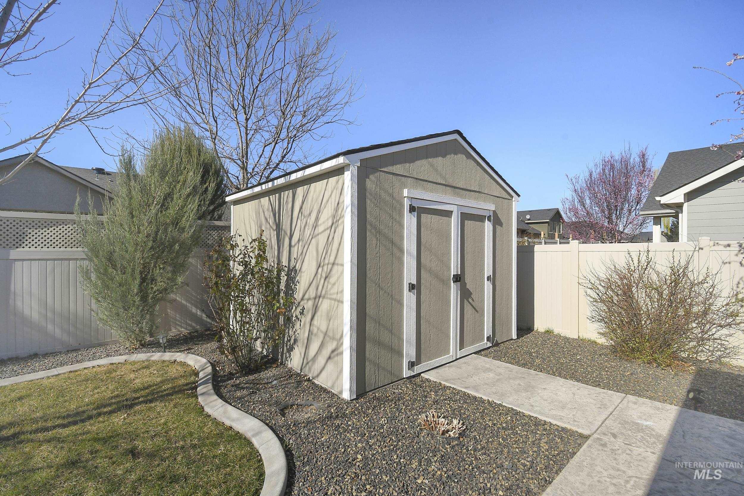 741 Arbor Pointe, Nampa, Idaho 83686, 4 Bedrooms, 2 Bathrooms, Residential For Sale, Price $525,000,MLS 98978895