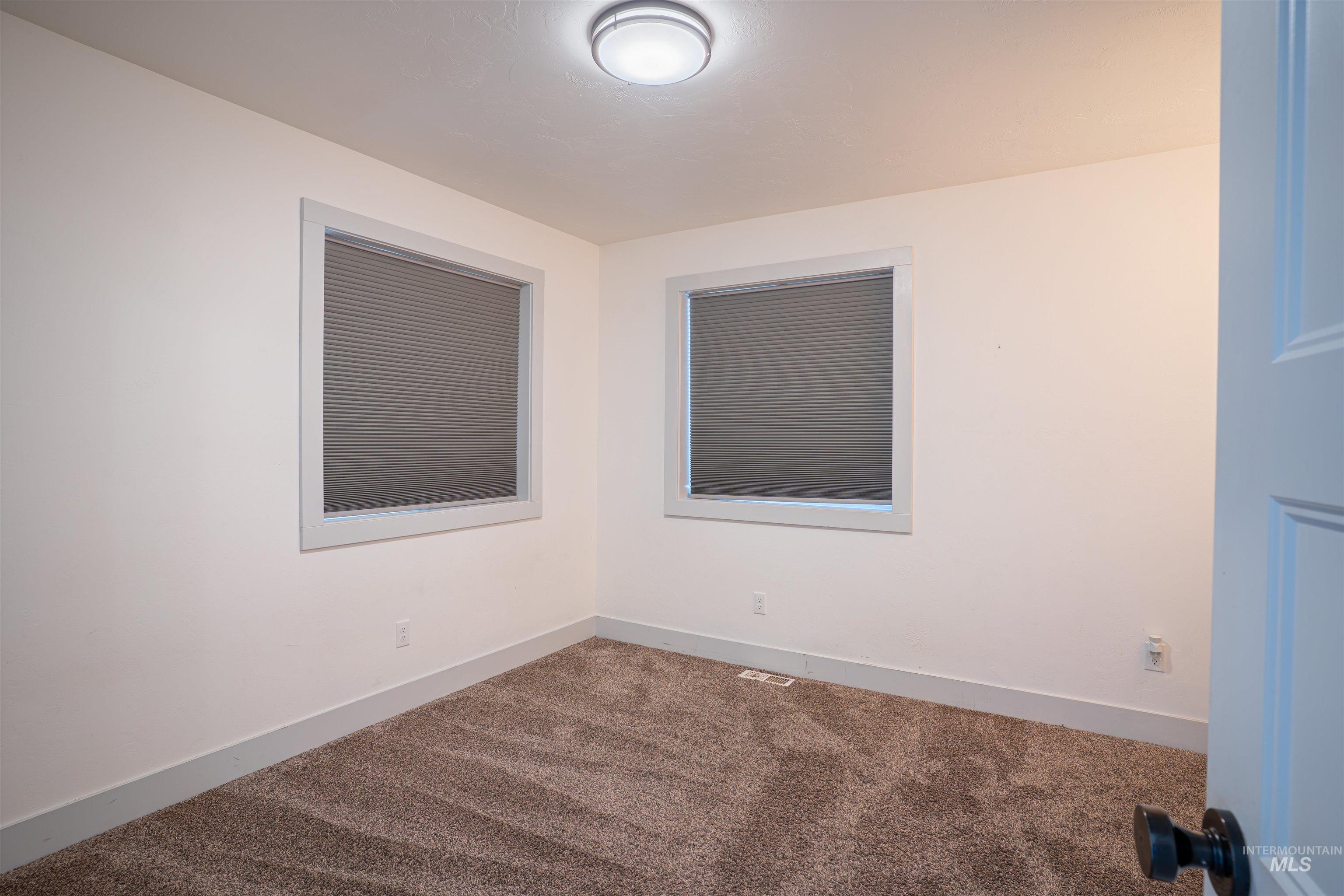 546 Arrowhead Circle, Jerome, Idaho 83338, 3 Bedrooms, 2 Bathrooms, Residential For Sale, Price $550,000,MLS 98978896