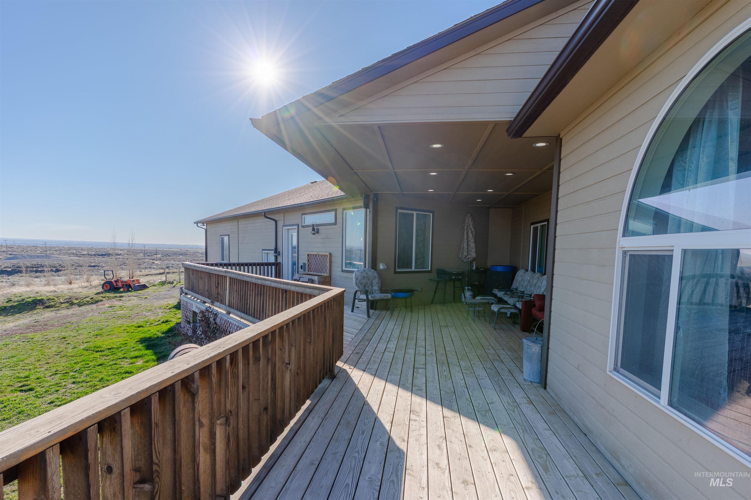 546 Arrowhead Circle, Jerome, Idaho 83338, 3 Bedrooms, 2 Bathrooms, Residential For Sale, Price $550,000,MLS 98978896