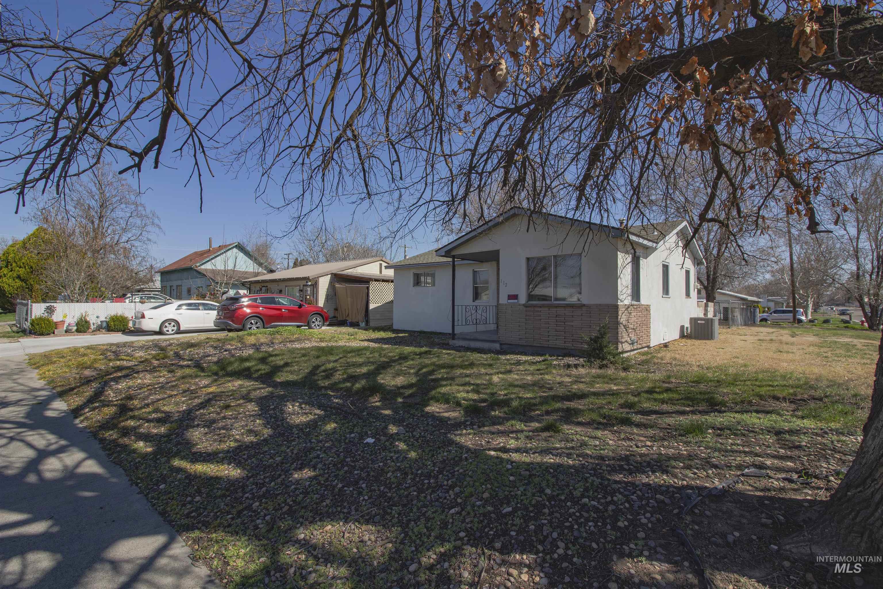 112 NW 8th Street, Ontario, Oregon 97914, 3 Bedrooms, 1 Bathroom, Residential For Sale, Price $224,900,MLS 98978897