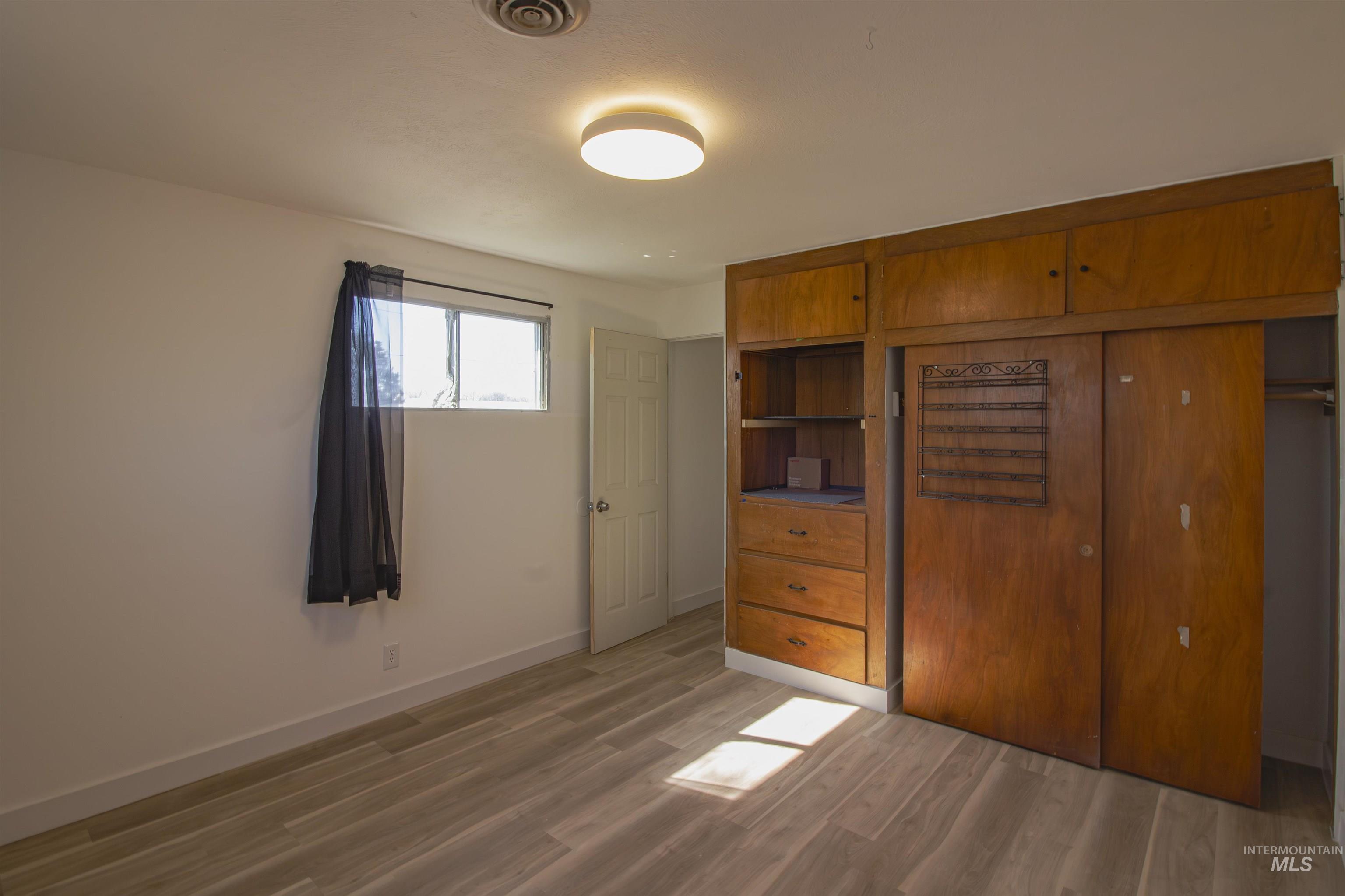 112 NW 8th Street, Ontario, Oregon 97914, 3 Bedrooms, 1 Bathroom, Residential For Sale, Price $224,900,MLS 98978897