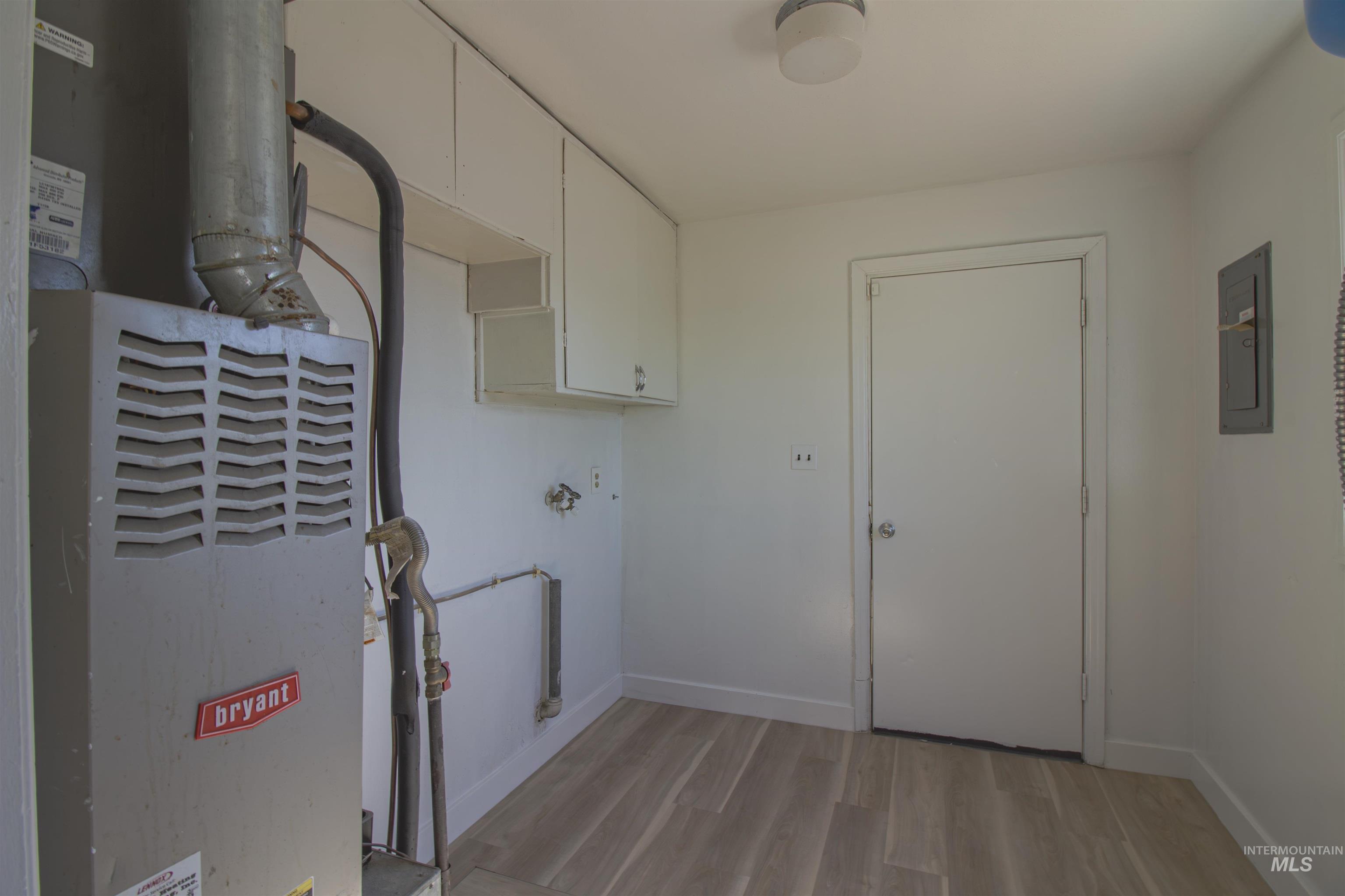 112 NW 8th Street, Ontario, Oregon 97914, 3 Bedrooms, 1 Bathroom, Residential For Sale, Price $224,900,MLS 98978897