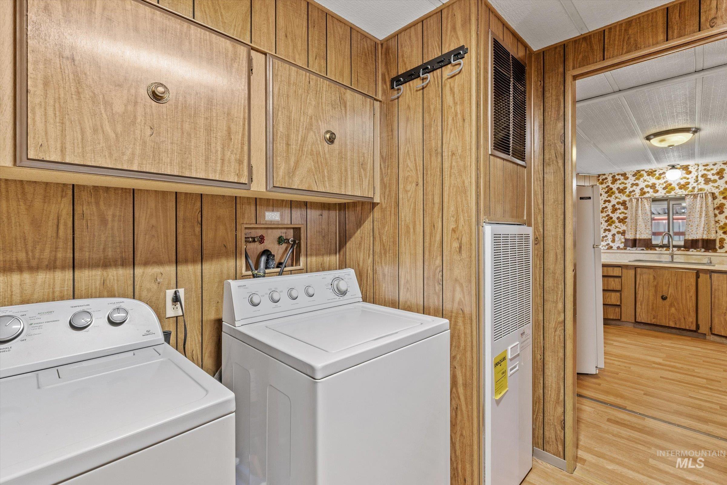 1715 W Flamingo, Nampa, Idaho 83651, 2 Bedrooms, 2 Bathrooms, Residential For Sale, Price $119,997,MLS 98978898