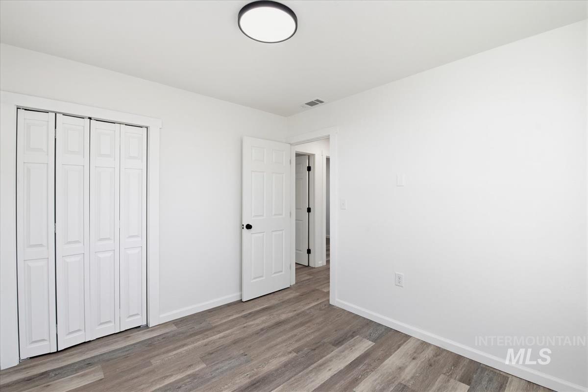 810 E 9Th N, Mountain Home, Idaho 83647, 3 Bedrooms, 1 Bathroom, Residential For Sale, Price $299,000,MLS 98978901