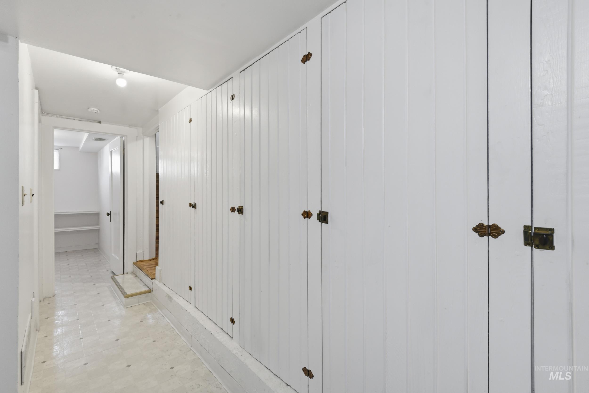 1521 Idaho Avenue, Caldwell, Idaho 83605, 3 Bedrooms, 2 Bathrooms, Residential For Sale, Price $490,000,MLS 98978902