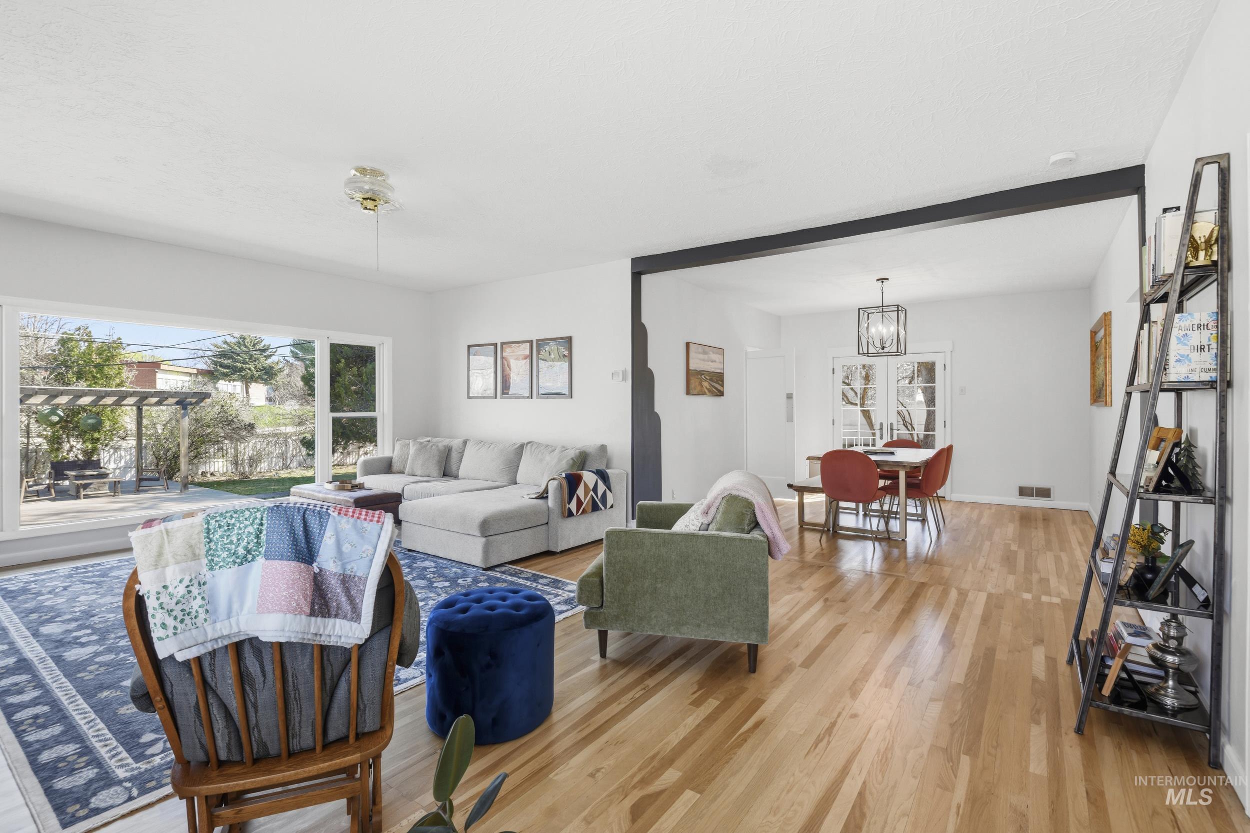 1521 Idaho Avenue, Caldwell, Idaho 83605, 3 Bedrooms, 2 Bathrooms, Residential For Sale, Price $490,000,MLS 98978902