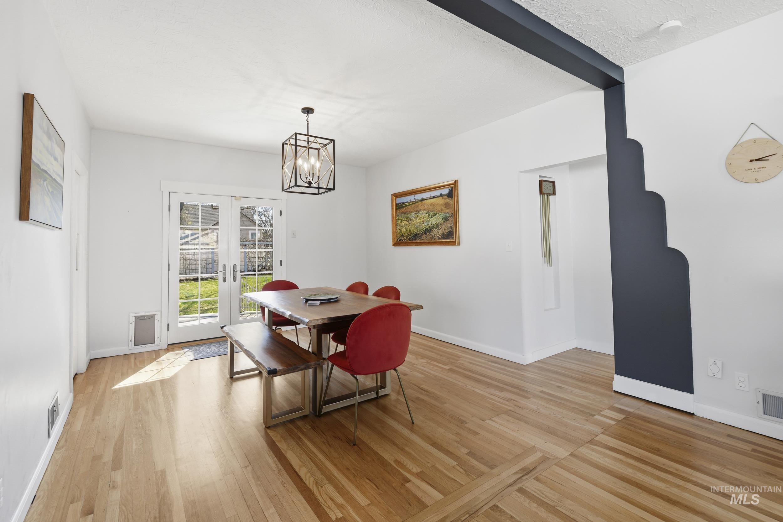 1521 Idaho Avenue, Caldwell, Idaho 83605, 3 Bedrooms, 2 Bathrooms, Residential For Sale, Price $490,000,MLS 98978902