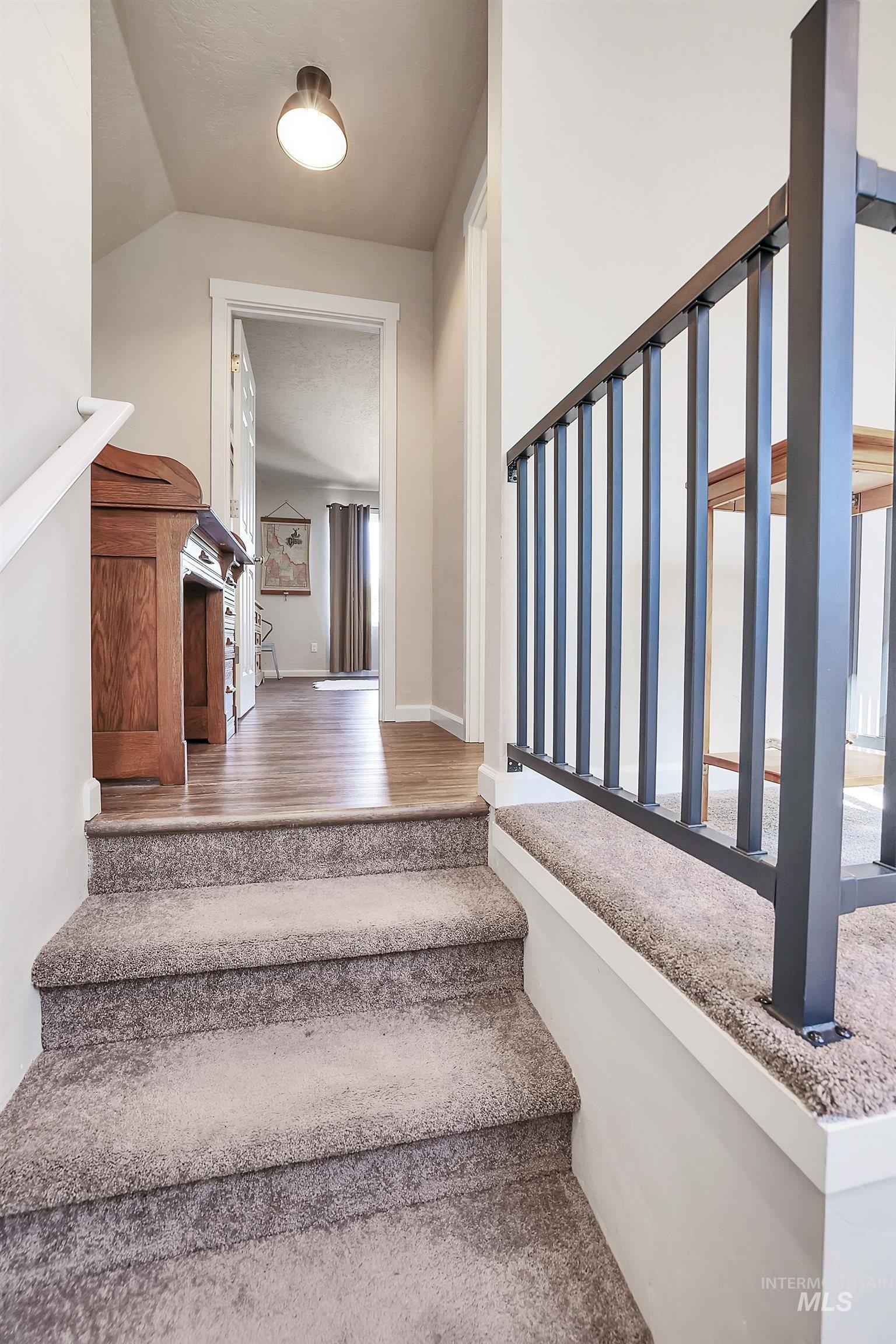 169 Durham Lane, Donnelly, Idaho 83615, 2 Bedrooms, 2.5 Bathrooms, Residential For Sale, Price $599,000,MLS 98978904