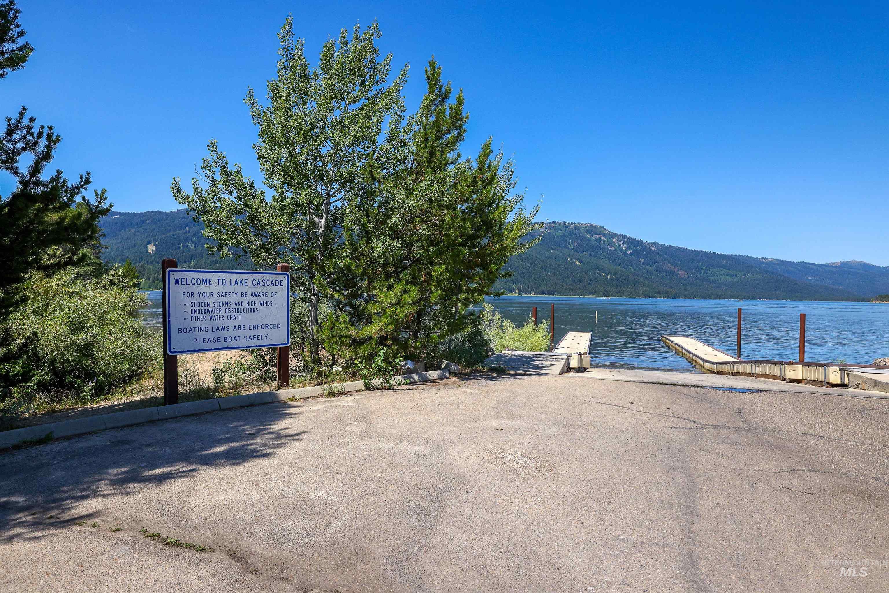 169 Durham Lane, Donnelly, Idaho 83615, 2 Bedrooms, 2.5 Bathrooms, Residential For Sale, Price $599,000,MLS 98978904