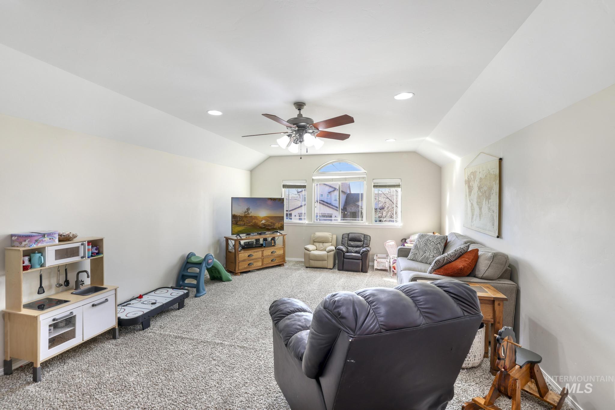 1030 Ballard Ln, Kimberly, Idaho 83341, 4 Bedrooms, 2 Bathrooms, Residential For Sale, Price $434,900,MLS 98978906