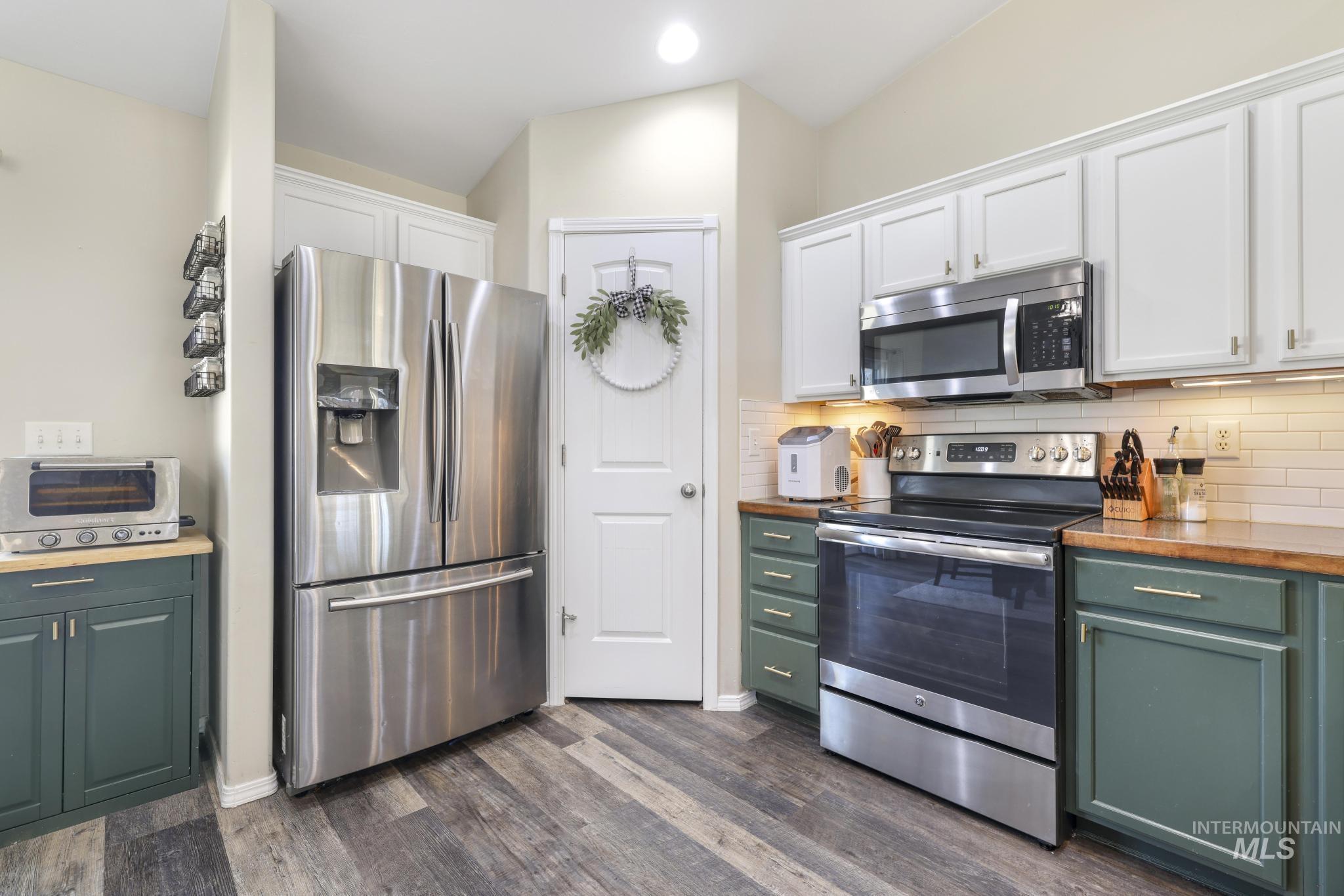 1030 Ballard Ln, Kimberly, Idaho 83341, 4 Bedrooms, 2 Bathrooms, Residential For Sale, Price $434,900,MLS 98978906