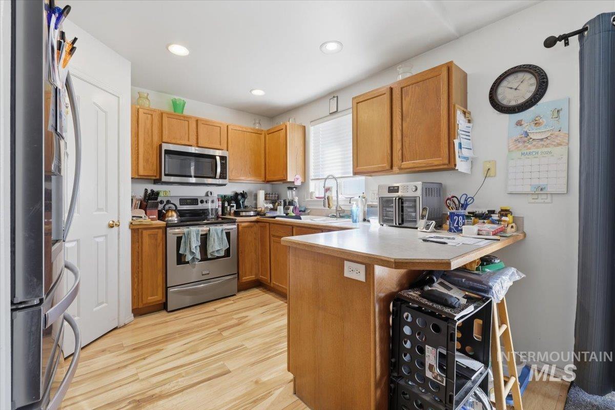 511 S Valley Drive, Nampa, Idaho 83686, 3 Bedrooms, 2 Bathrooms, Residential For Sale, Price $349,999,MLS 98978907