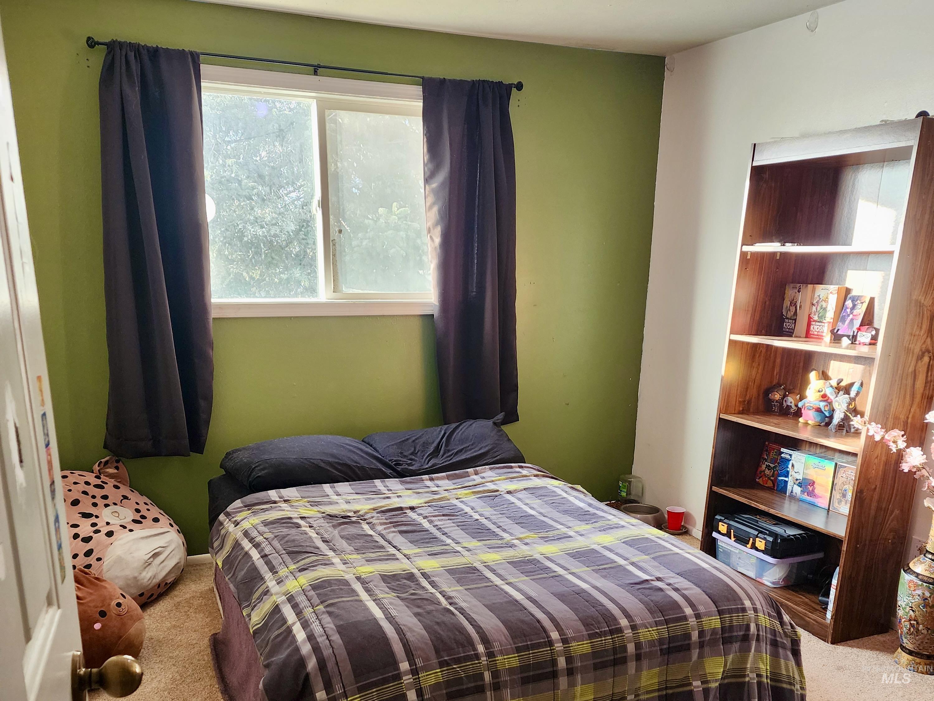 8188 N Pennsylvania Ave, Fruitland, Idaho 83619-3537, 4 Bedrooms, 2 Bathrooms, Residential For Sale, Price $335,000,MLS 98978909