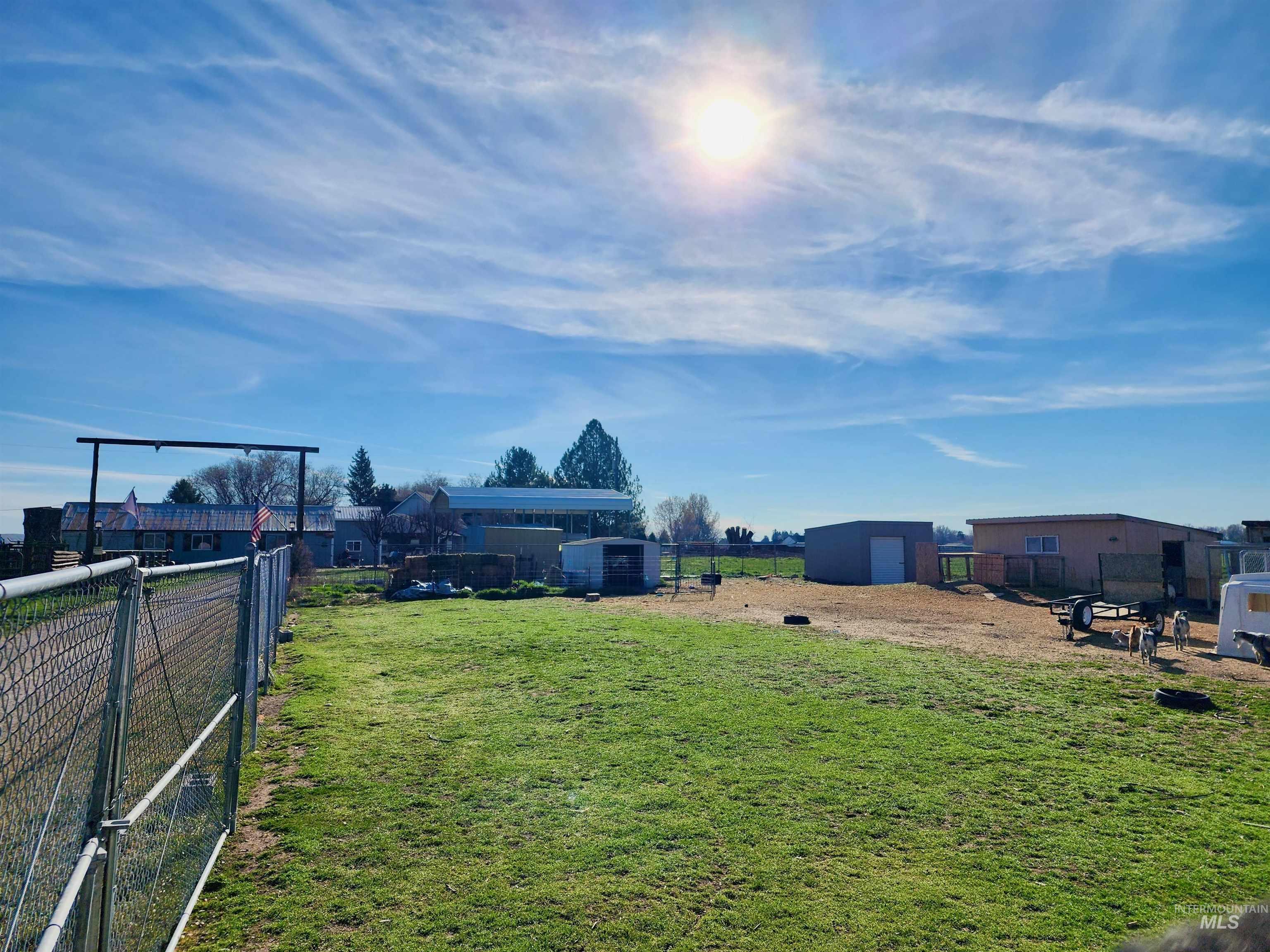 8188 N Pennsylvania Ave, Fruitland, Idaho 83619-3537, 4 Bedrooms, 2 Bathrooms, Residential For Sale, Price $335,000,MLS 98978909