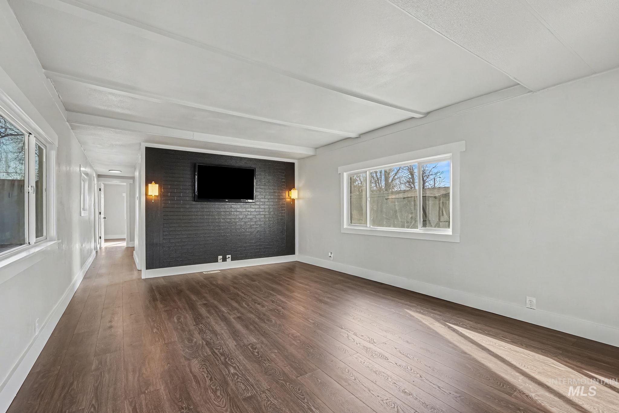 415 E 44th St, Garden City, Idaho 83714, 2 Bedrooms, 1 Bathroom, Residential For Sale, Price $69,999,MLS 98978910