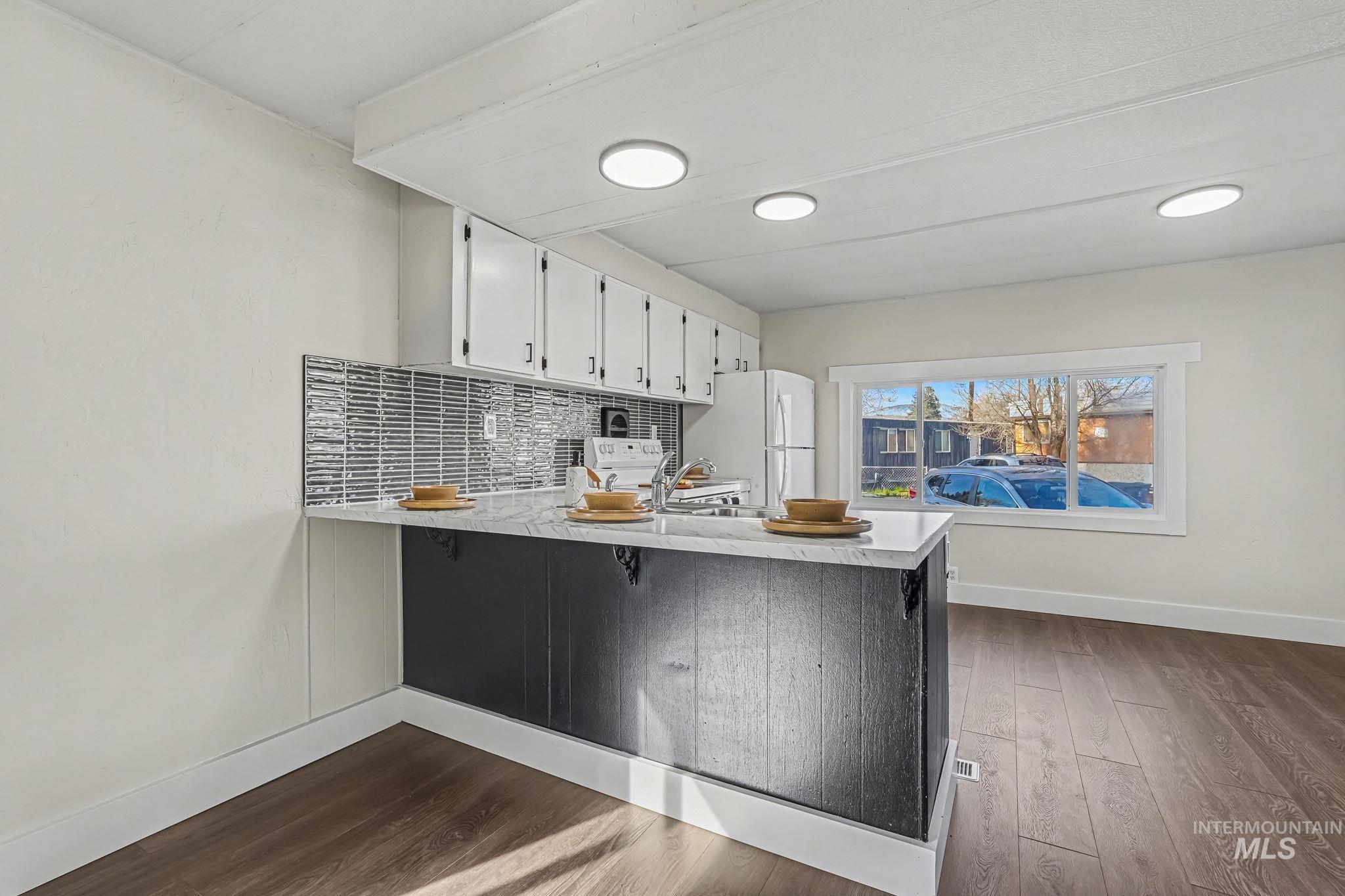 415 E 44th St, Garden City, Idaho 83714, 2 Bedrooms, 1 Bathroom, Residential For Sale, Price $69,999,MLS 98978910