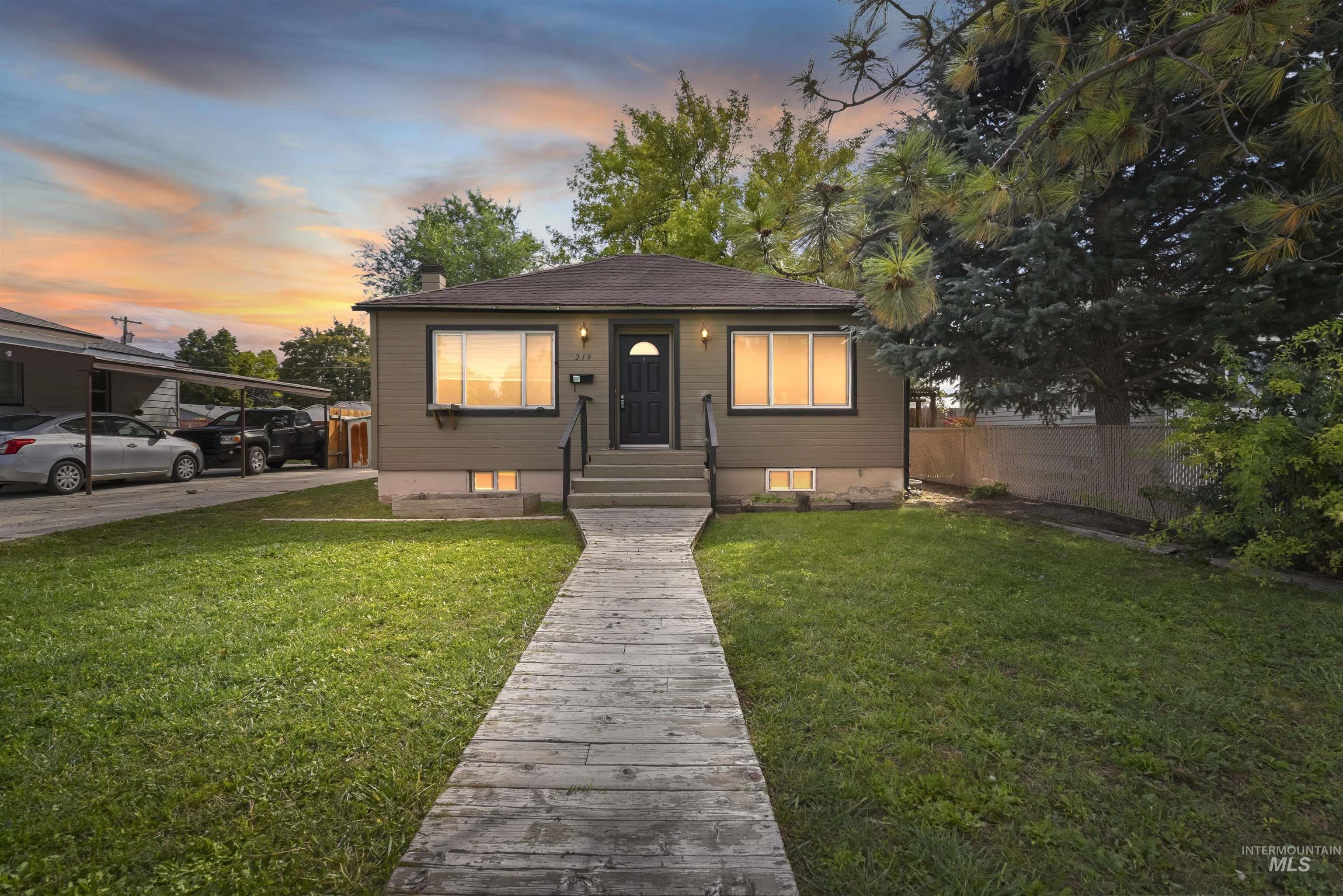 219 Meffan Ave, Nampa, Idaho 83651, 4 Bedrooms, 1 Bathroom, Residential For Sale, Price $315,000,MLS 98978916