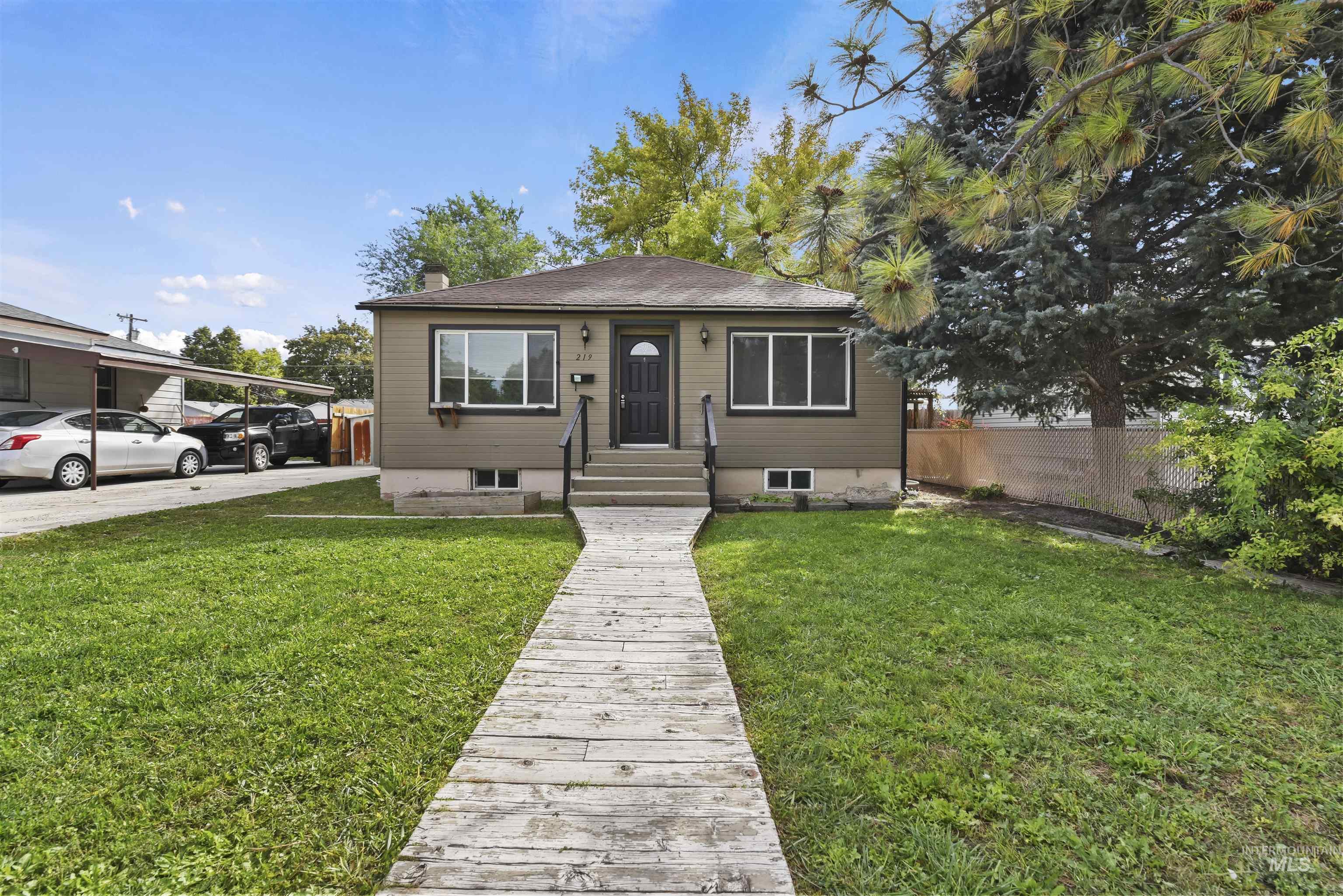 219 Meffan Ave, Nampa, Idaho 83651, 4 Bedrooms, 1 Bathroom, Residential For Sale, Price $315,000,MLS 98978916