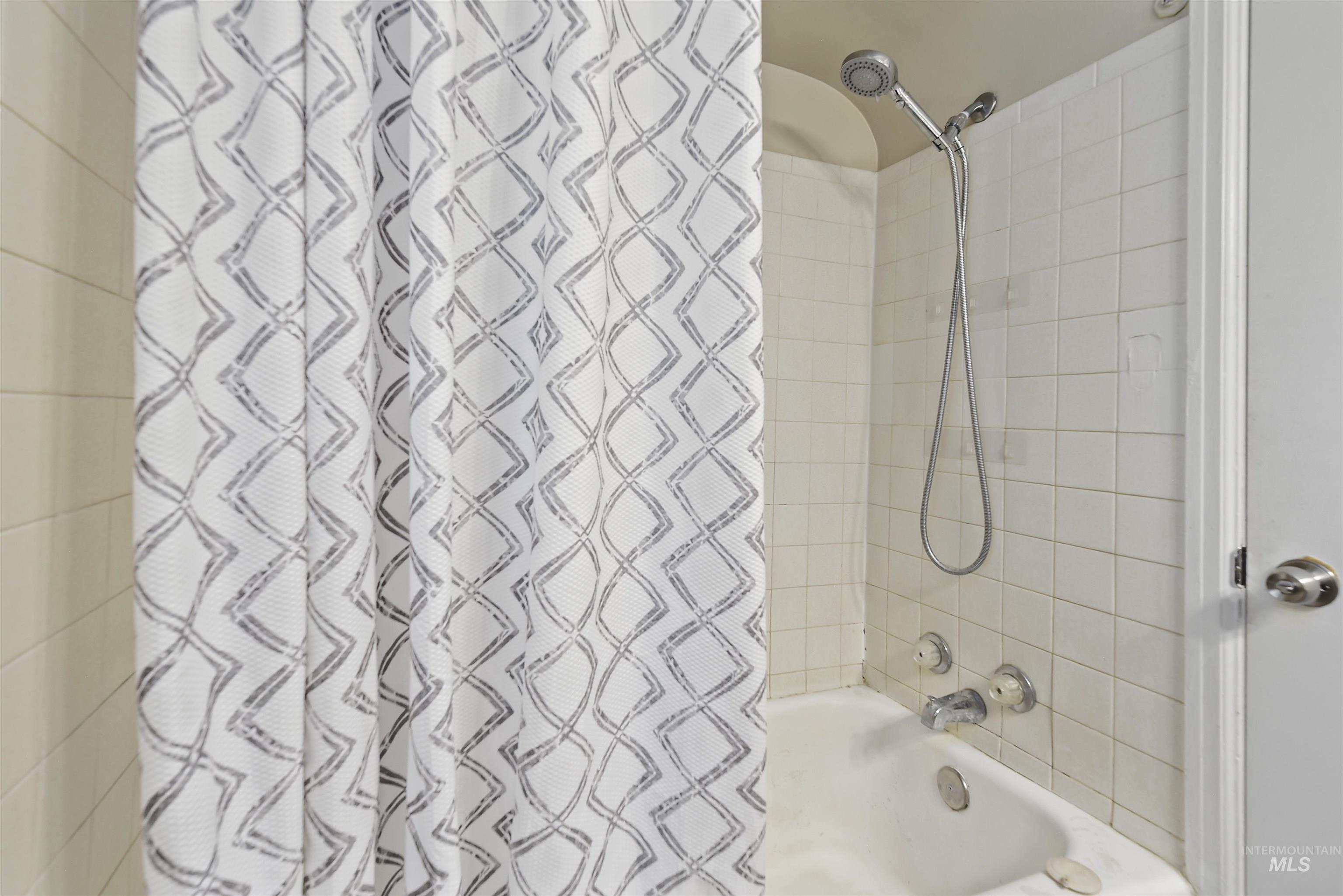 219 Meffan Ave, Nampa, Idaho 83651, 4 Bedrooms, 1 Bathroom, Residential For Sale, Price $315,000,MLS 98978916