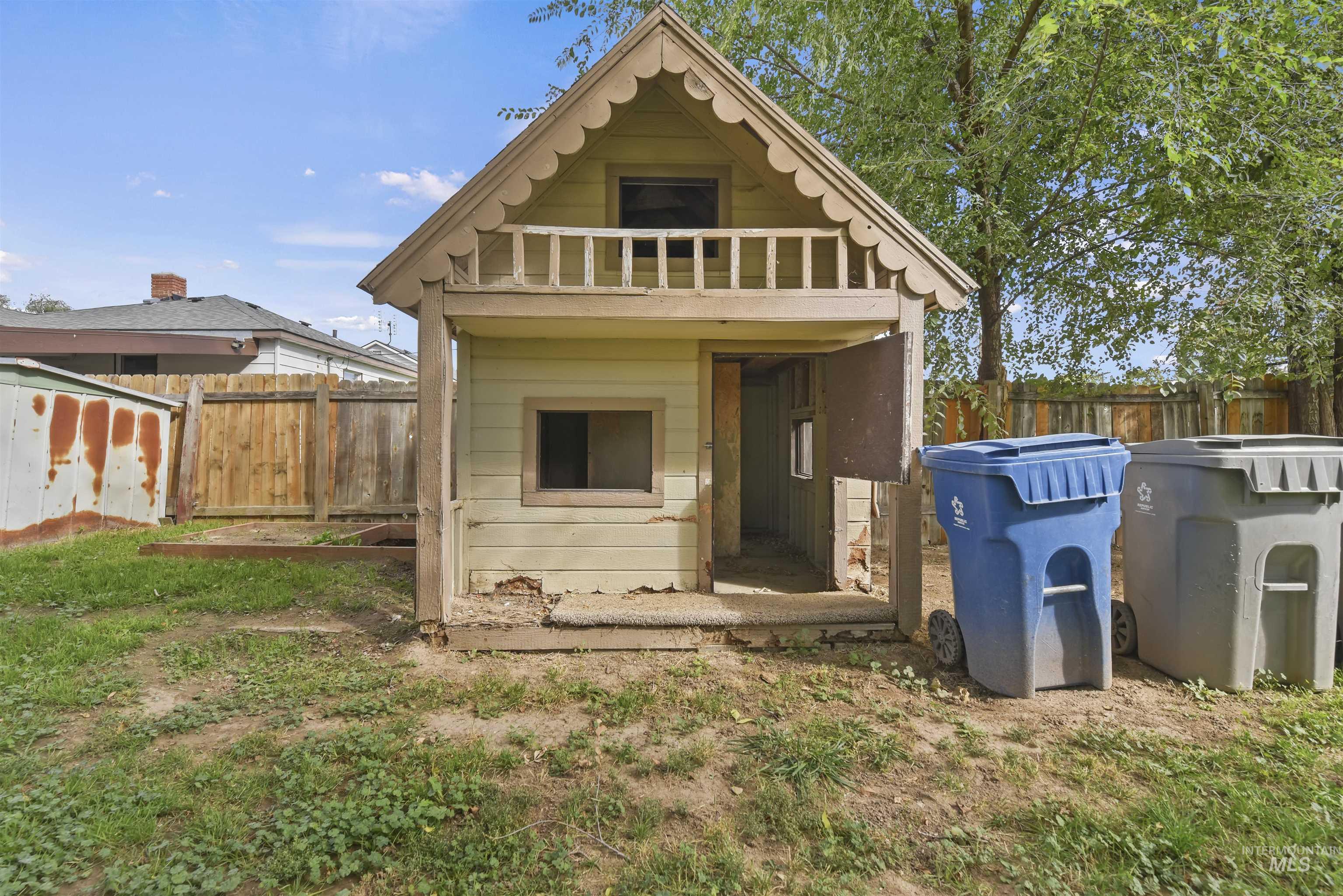 219 Meffan Ave, Nampa, Idaho 83651, 4 Bedrooms, 1 Bathroom, Residential For Sale, Price $315,000,MLS 98978916