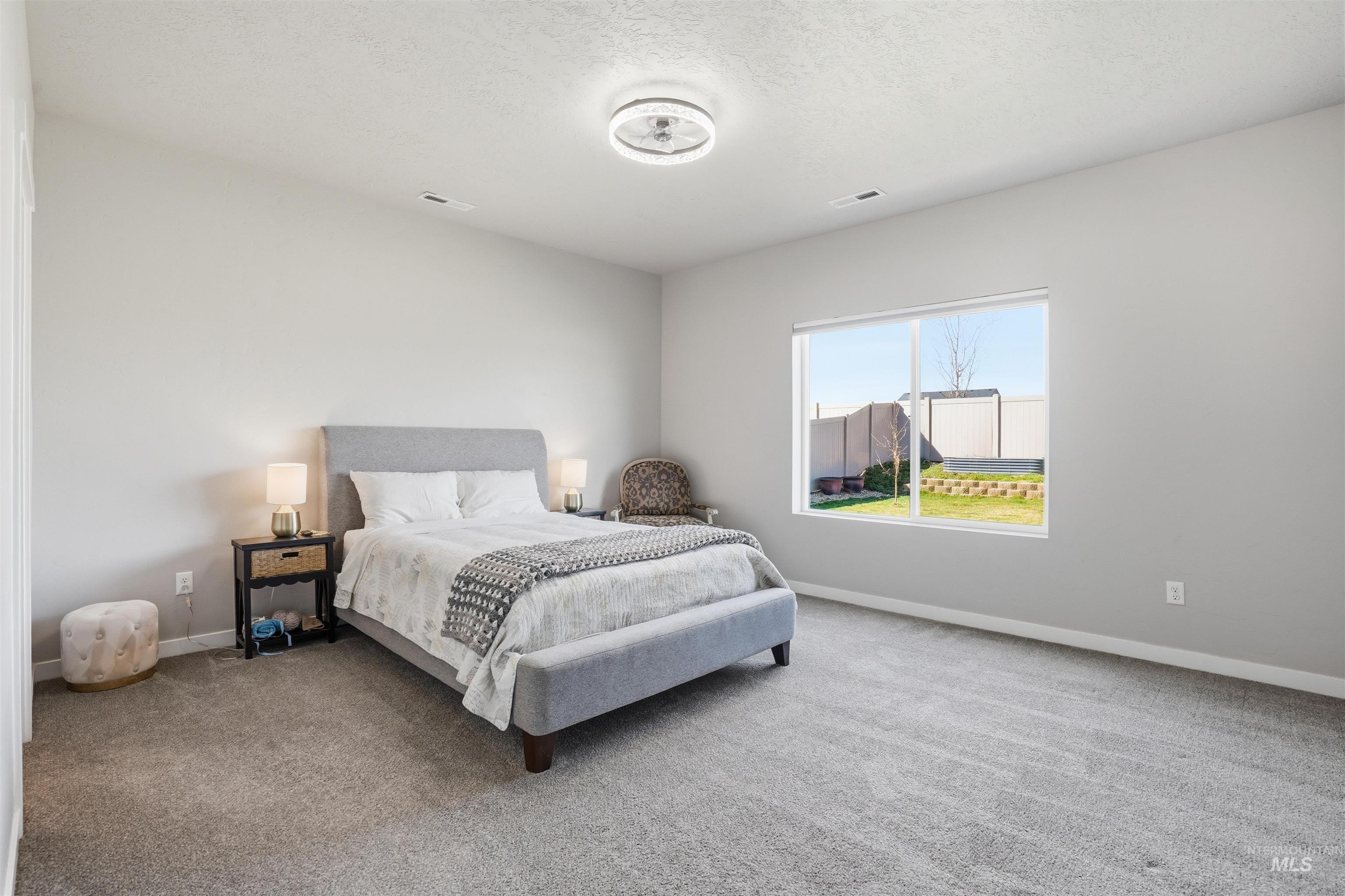 571 Dunmore Ave, Middleton, Idaho 83644, 5 Bedrooms, 3.5 Bathrooms, Residential For Sale, Price $615,000,MLS 98978918