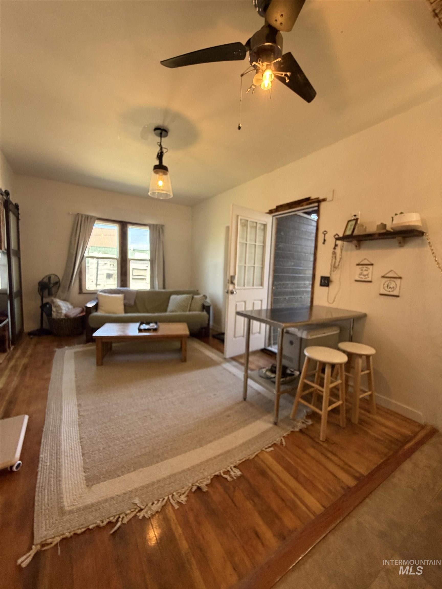 412 Main Ave N, Twin Falls, Idaho 83301, 1 Bedroom, 1 Bathroom, Residential Income For Sale, Price $669,000,MLS 98978919