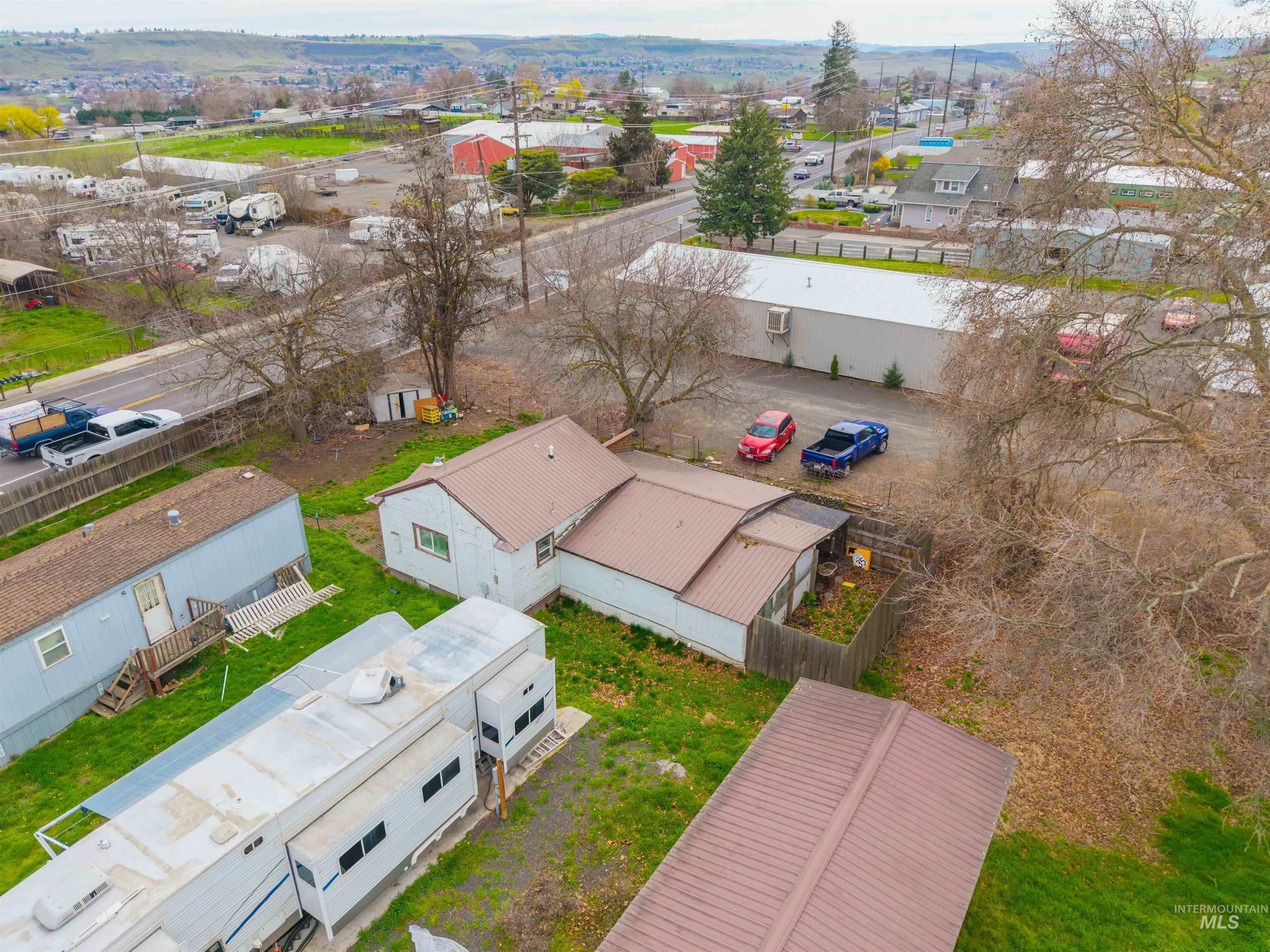 1650 13th Street, Clarkston, Washington 99403, 3 Bedrooms, 1 Bathroom, Residential Income For Sale, Price $965,000,MLS 98978920