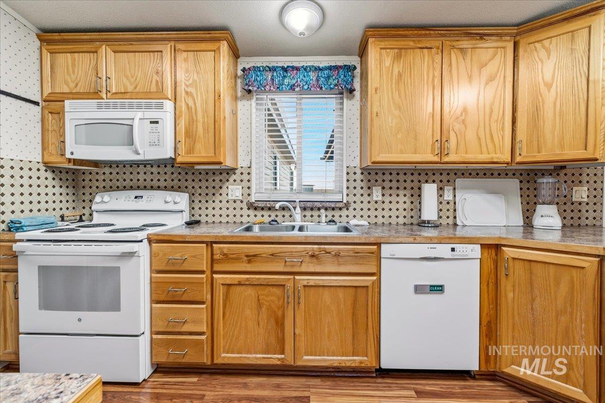 4473 Hwy 51, Mountain Home, Idaho 83647, 3 Bedrooms, 2 Bathrooms, Residential For Sale, Price $449,900, 98978921