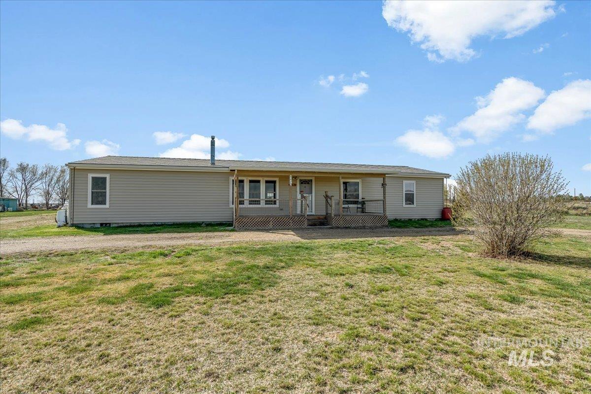 4473 Hwy 51, Mountain Home, Idaho 83647, 3 Bedrooms, 2 Bathrooms, Residential For Sale, Price $449,900, 98978921