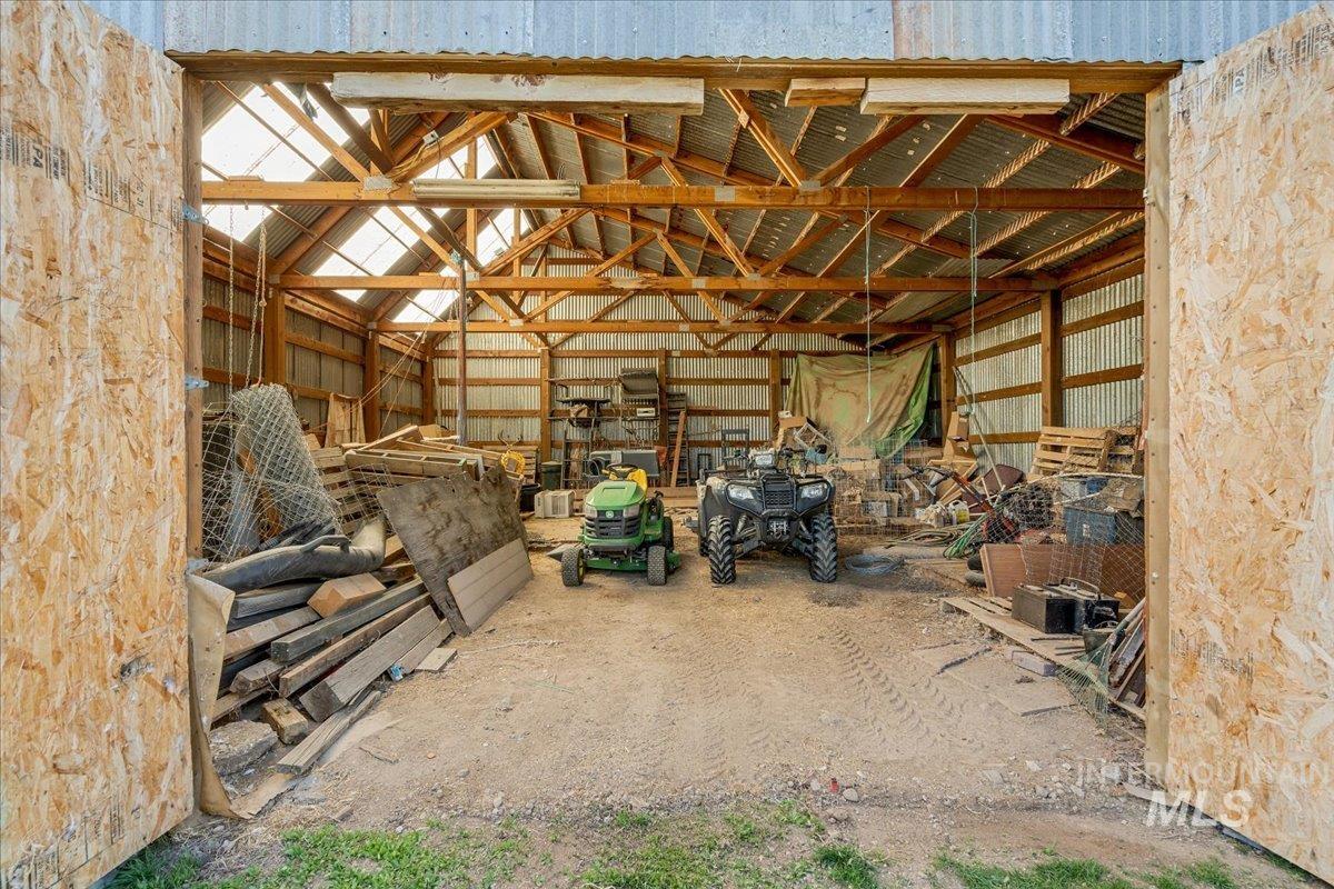 4473 Hwy 51, Mountain Home, Idaho 83647, 3 Bedrooms, 2 Bathrooms, Residential For Sale, Price $449,900, 98978921