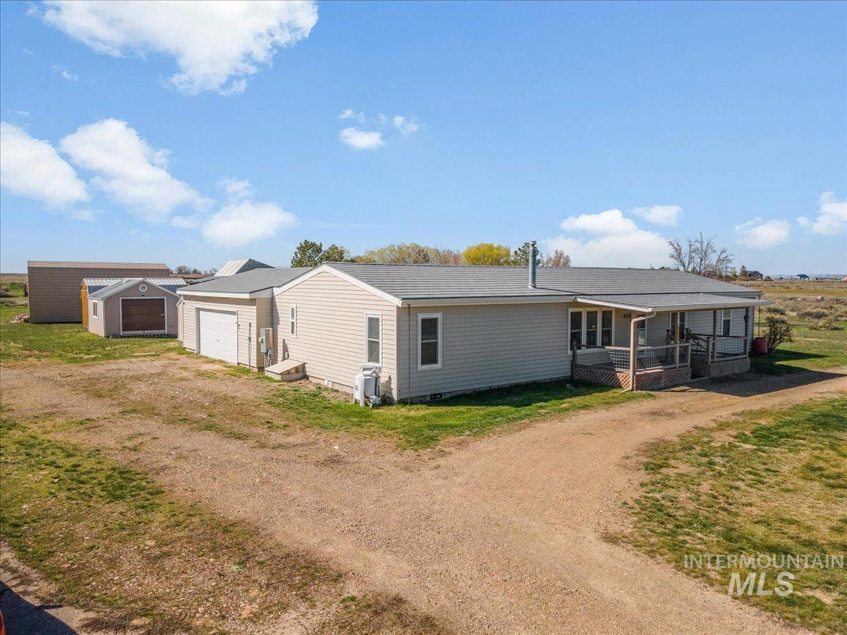 4473 Hwy 51, Mountain Home, Idaho 83647, 3 Bedrooms, 2 Bathrooms, Residential For Sale, Price $449,900, 98978921