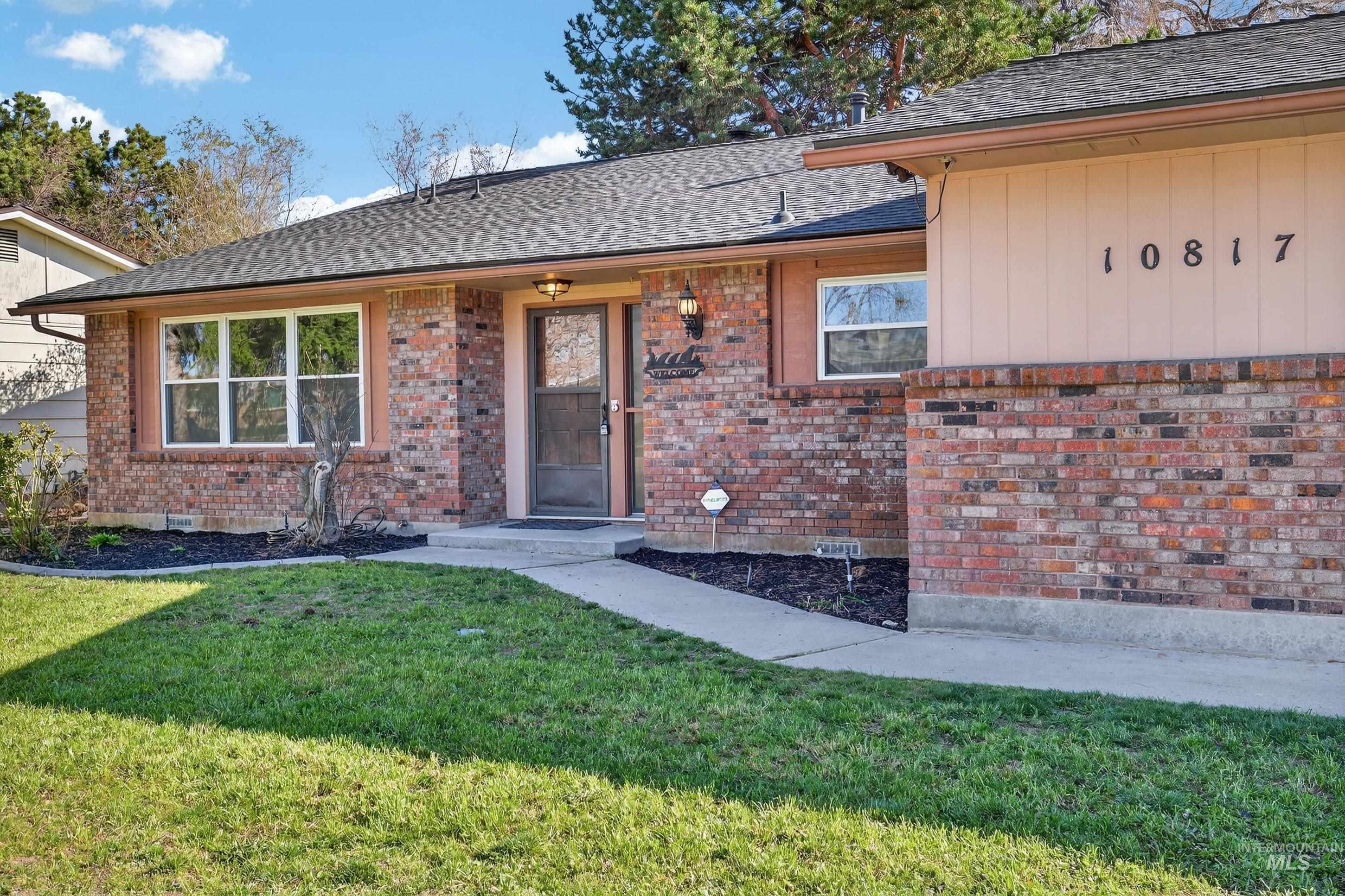 10817 W Ashburton Drive, Boise, Idaho 83709, 4 Bedrooms, 2 Bathrooms, Residential For Sale, Price $479,900, 98978926