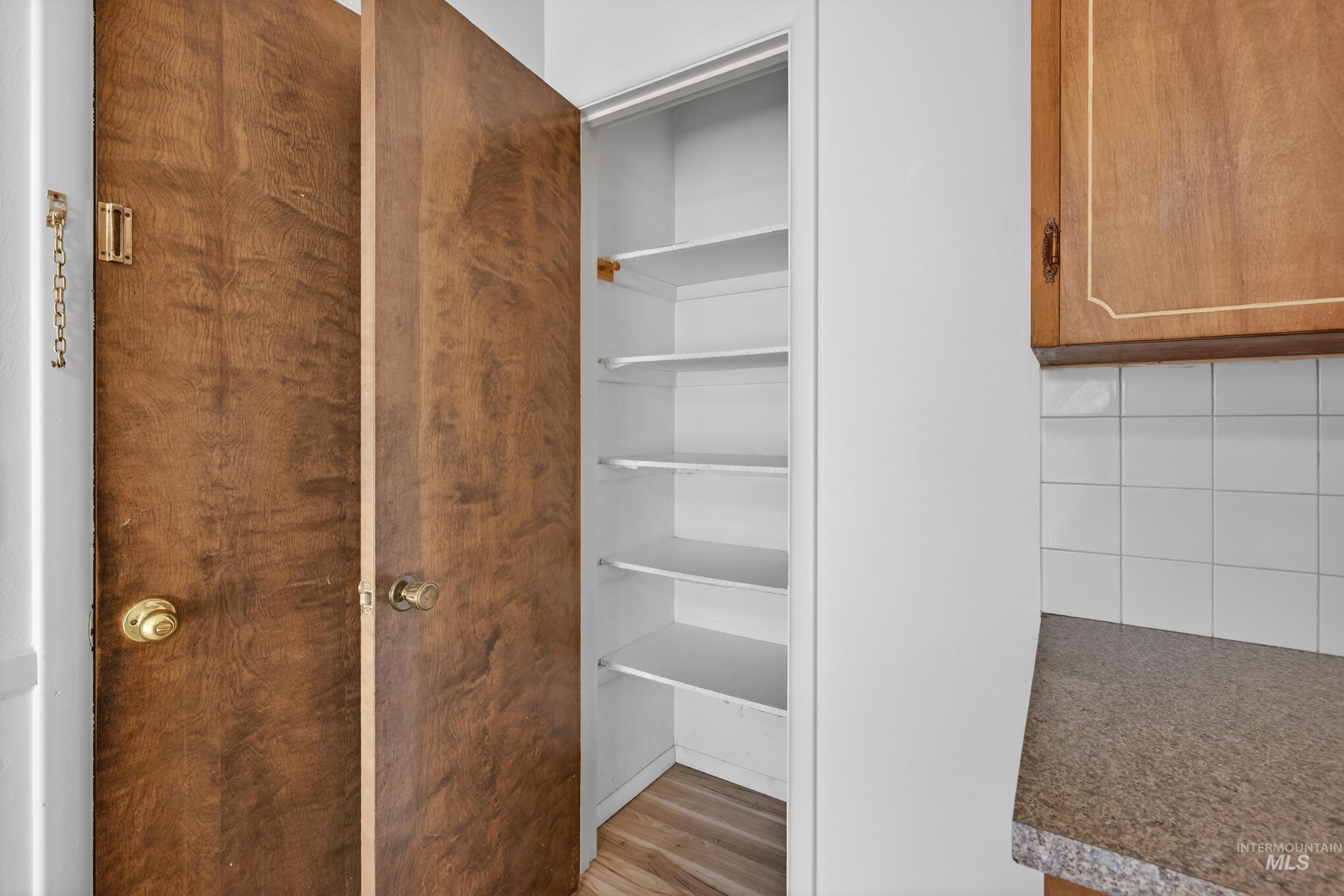 10817 W Ashburton Drive, Boise, Idaho 83709, 4 Bedrooms, 2 Bathrooms, Residential For Sale, Price $479,900, 98978926