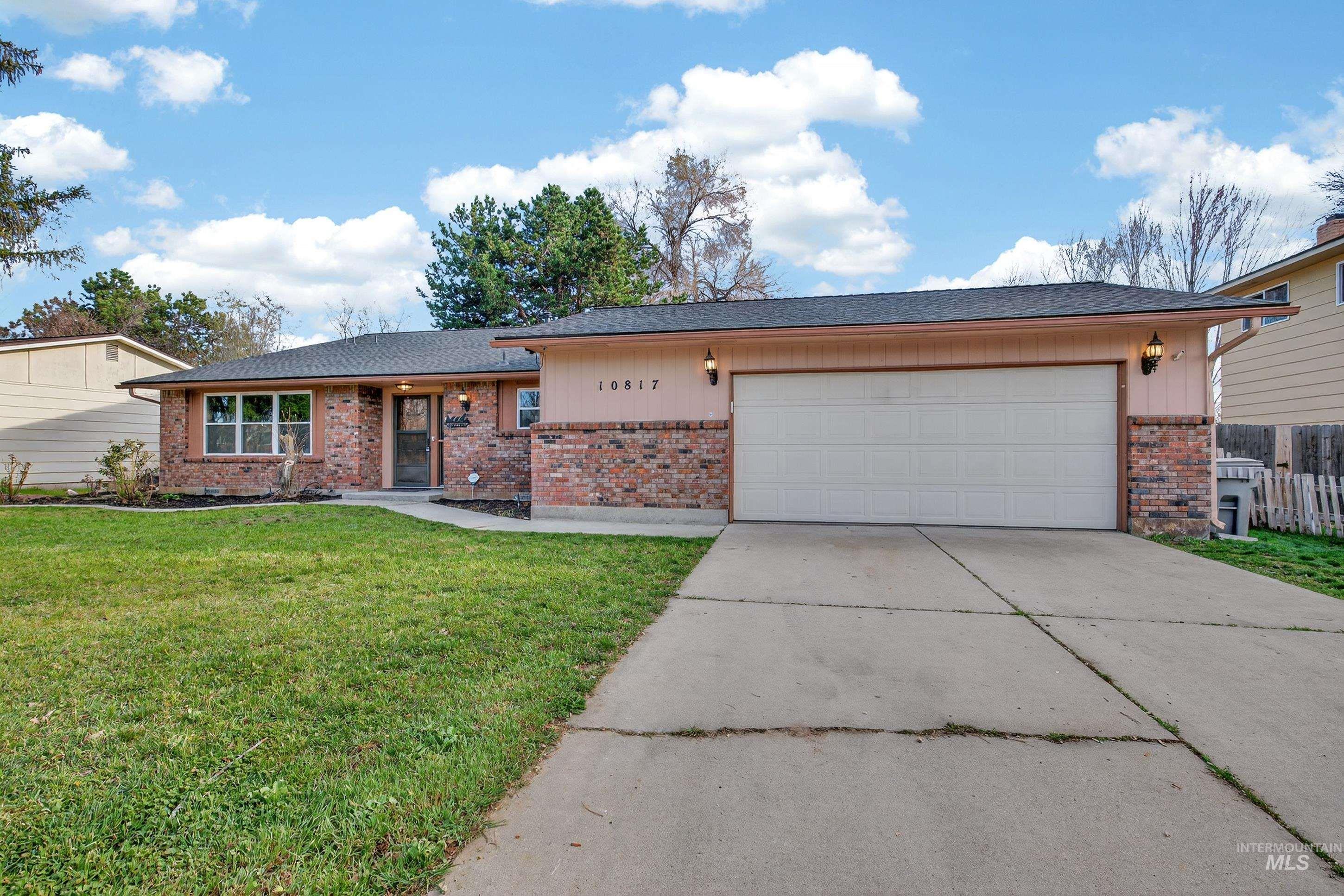 10817 W Ashburton Drive, Boise, Idaho 83709, 4 Bedrooms, 2 Bathrooms, Residential For Sale, Price $479,900, 98978926