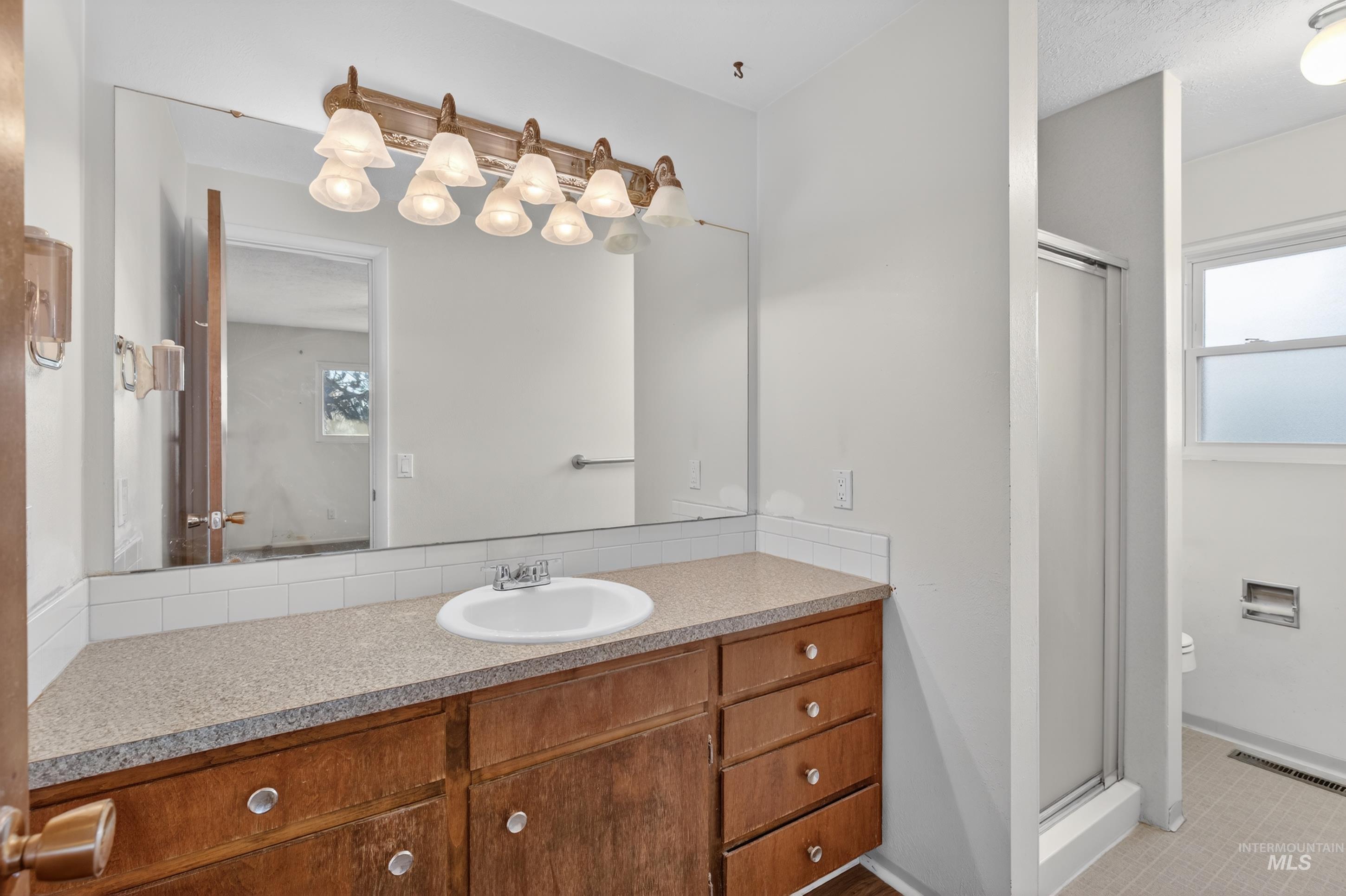 10817 W Ashburton Drive, Boise, Idaho 83709, 4 Bedrooms, 2 Bathrooms, Residential For Sale, Price $479,900, 98978926