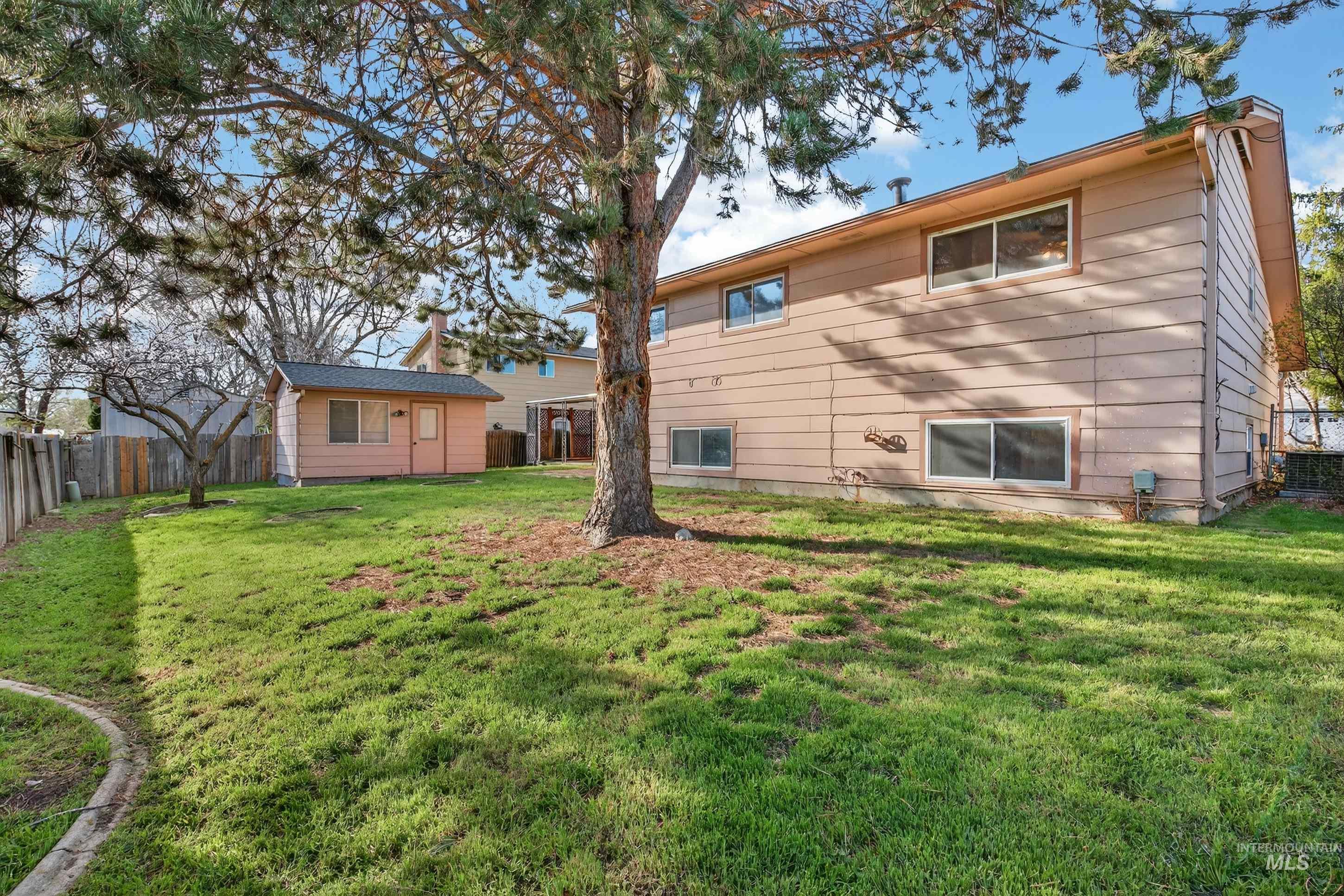 10817 W Ashburton Drive, Boise, Idaho 83709, 4 Bedrooms, 2 Bathrooms, Residential For Sale, Price $479,900, 98978926