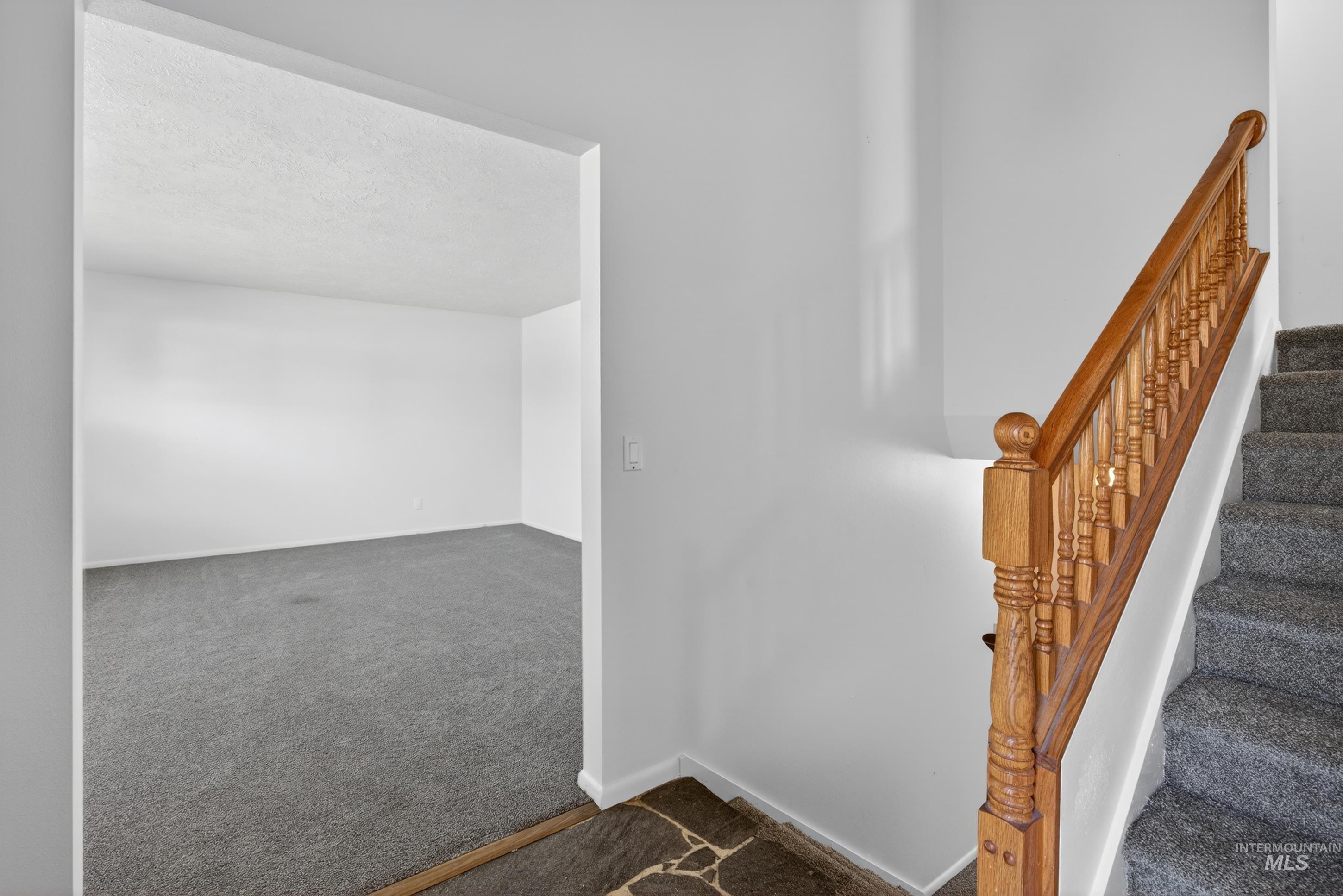 10817 W Ashburton Drive, Boise, Idaho 83709, 4 Bedrooms, 2 Bathrooms, Residential For Sale, Price $479,900, 98978926