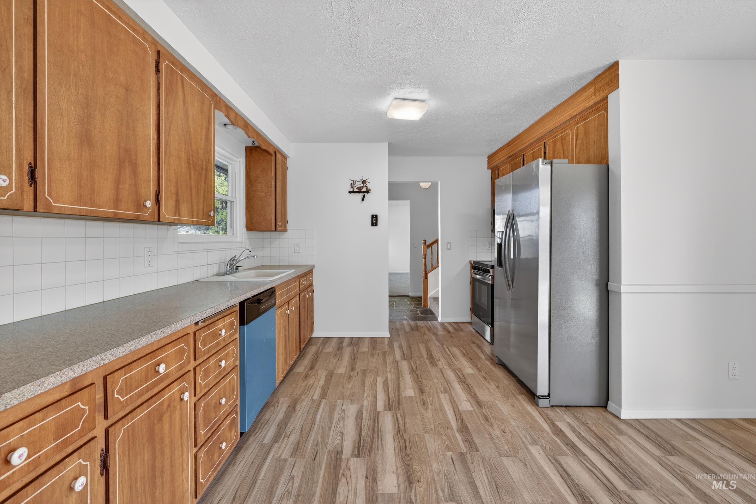 10817 W Ashburton Drive, Boise, Idaho 83709, 4 Bedrooms, 2 Bathrooms, Residential For Sale, Price $479,900, 98978926