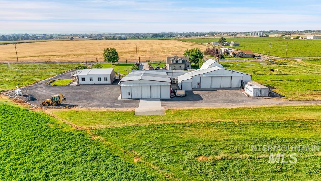 2530 E 4000 N, Filer, Idaho 83328, 1 Bedroom, 1.5 Bathrooms, Residential For Sale, Price $850,000, 98978927