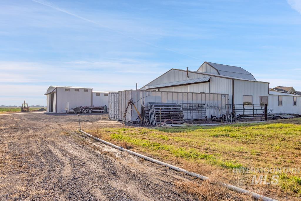 2530 E 4000 N, Filer, Idaho 83328, 1 Bedroom, 1.5 Bathrooms, Residential For Sale, Price $850,000, 98978927