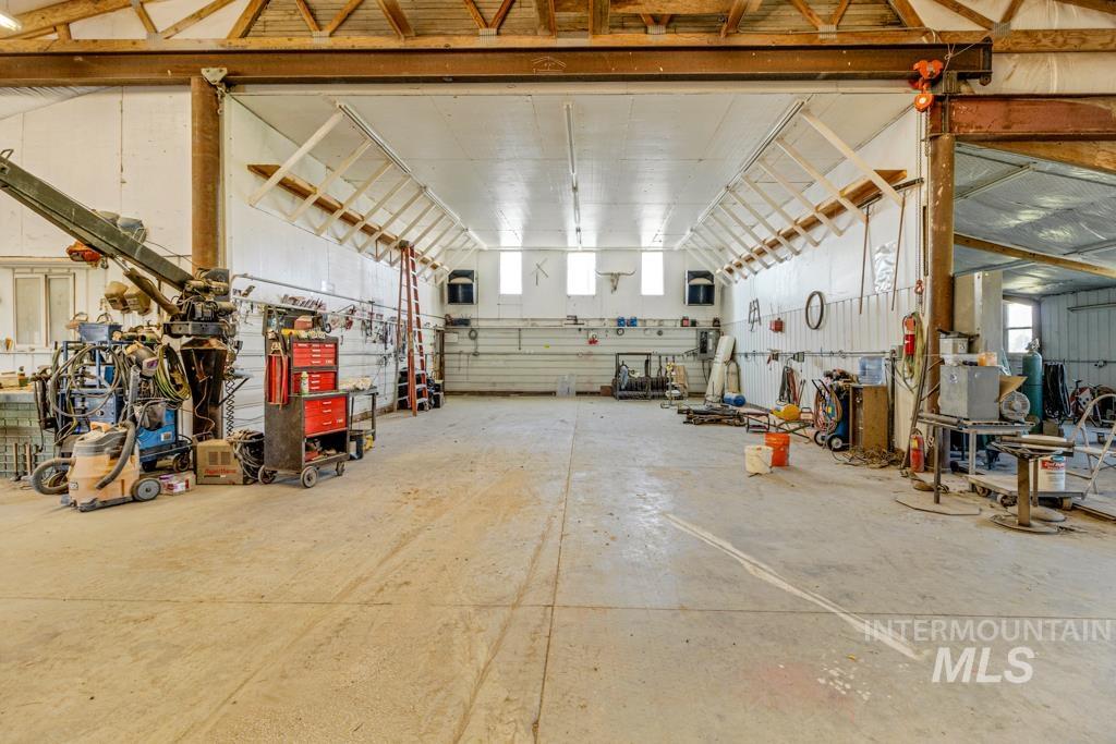 2530 E 4000 N, Filer, Idaho 83328, 1 Bedroom, 1.5 Bathrooms, Residential For Sale, Price $850,000, 98978927